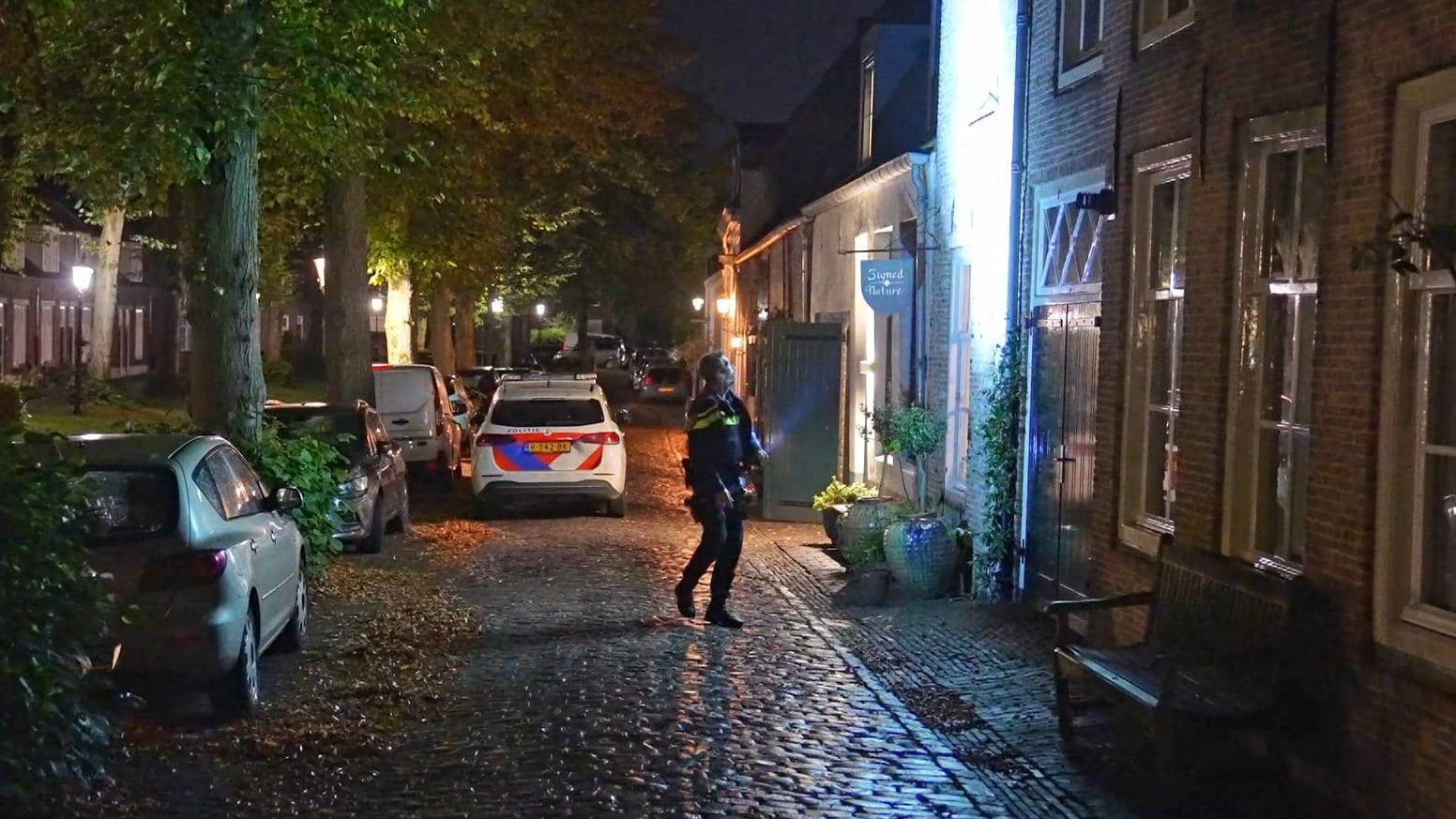 Oudere vrouw (92) op brute wijze door vijf personen overvallen