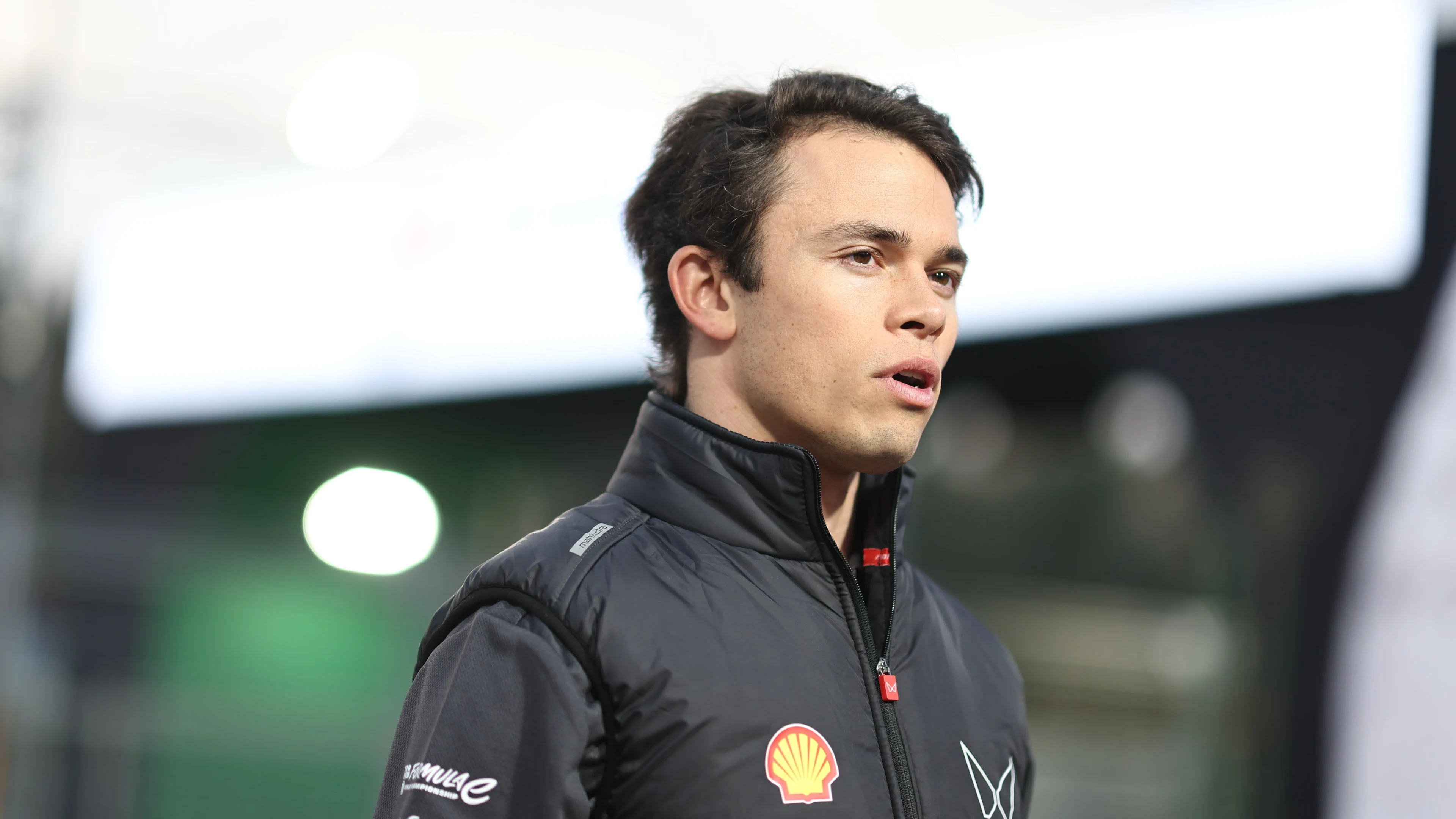 Nyck de Vries moet tonnen betalen aan investeerder