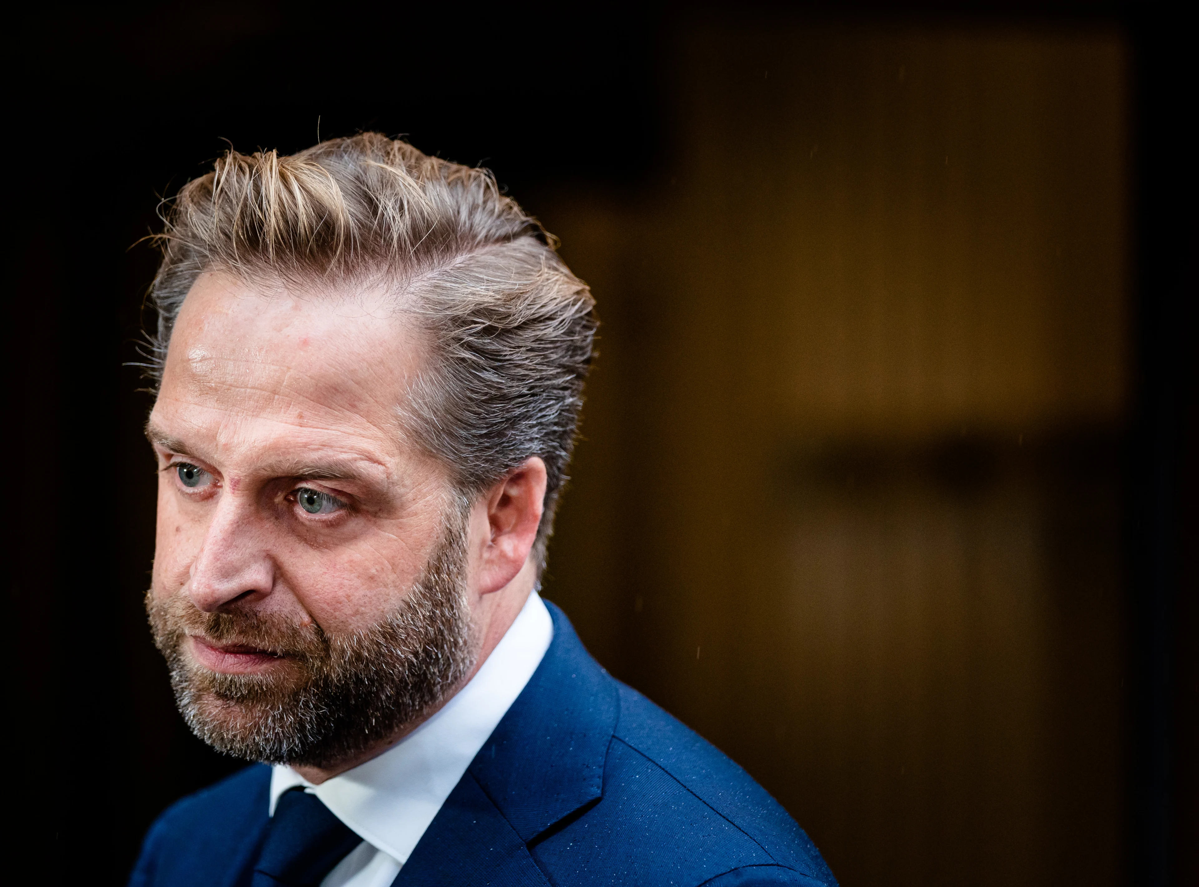 Man (22) opgepakt voor doodsbedreigingen Hugo de Jonge en gezin