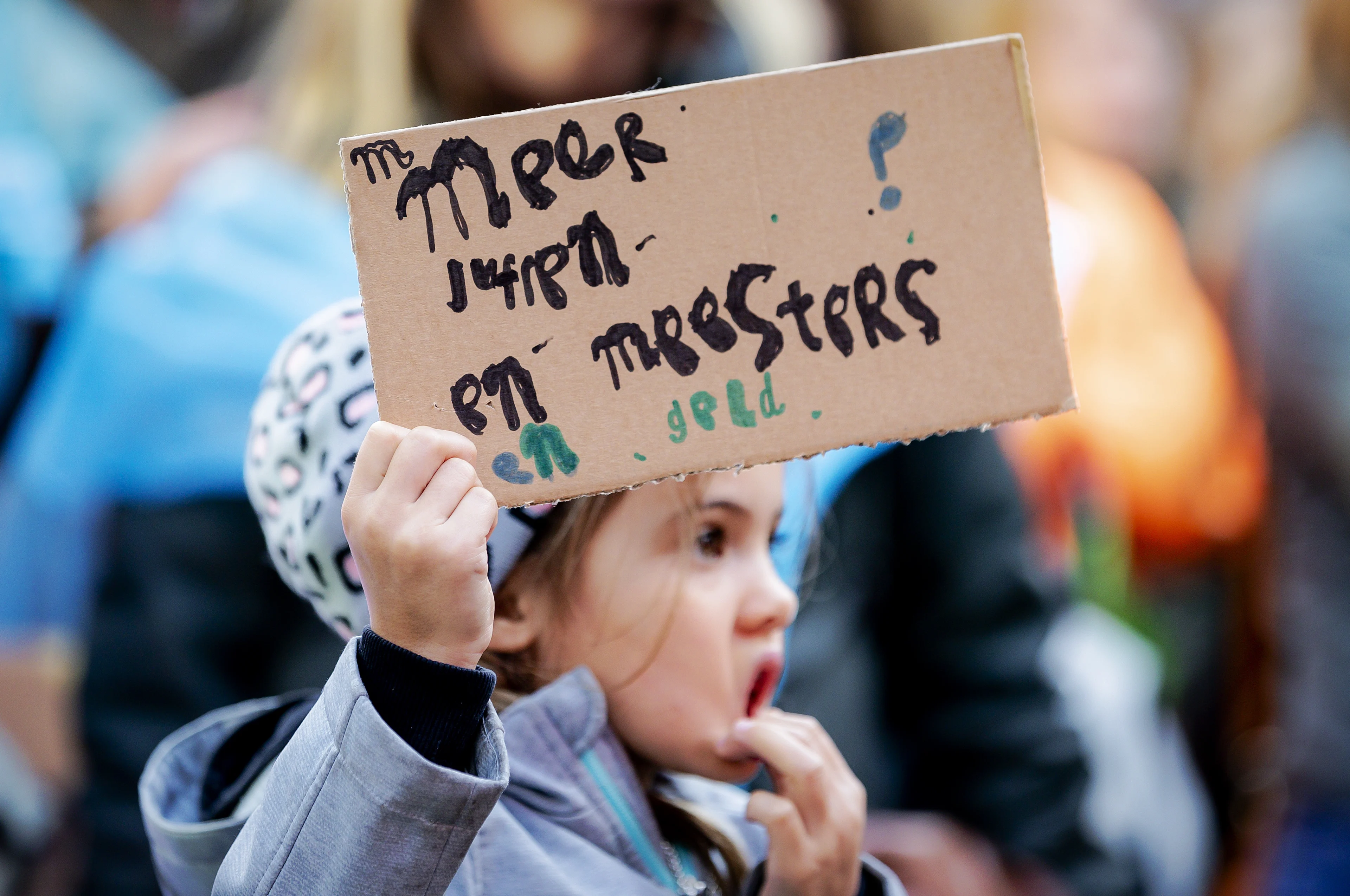 'Lerarentekort in grote steden groter dan minister denkt'