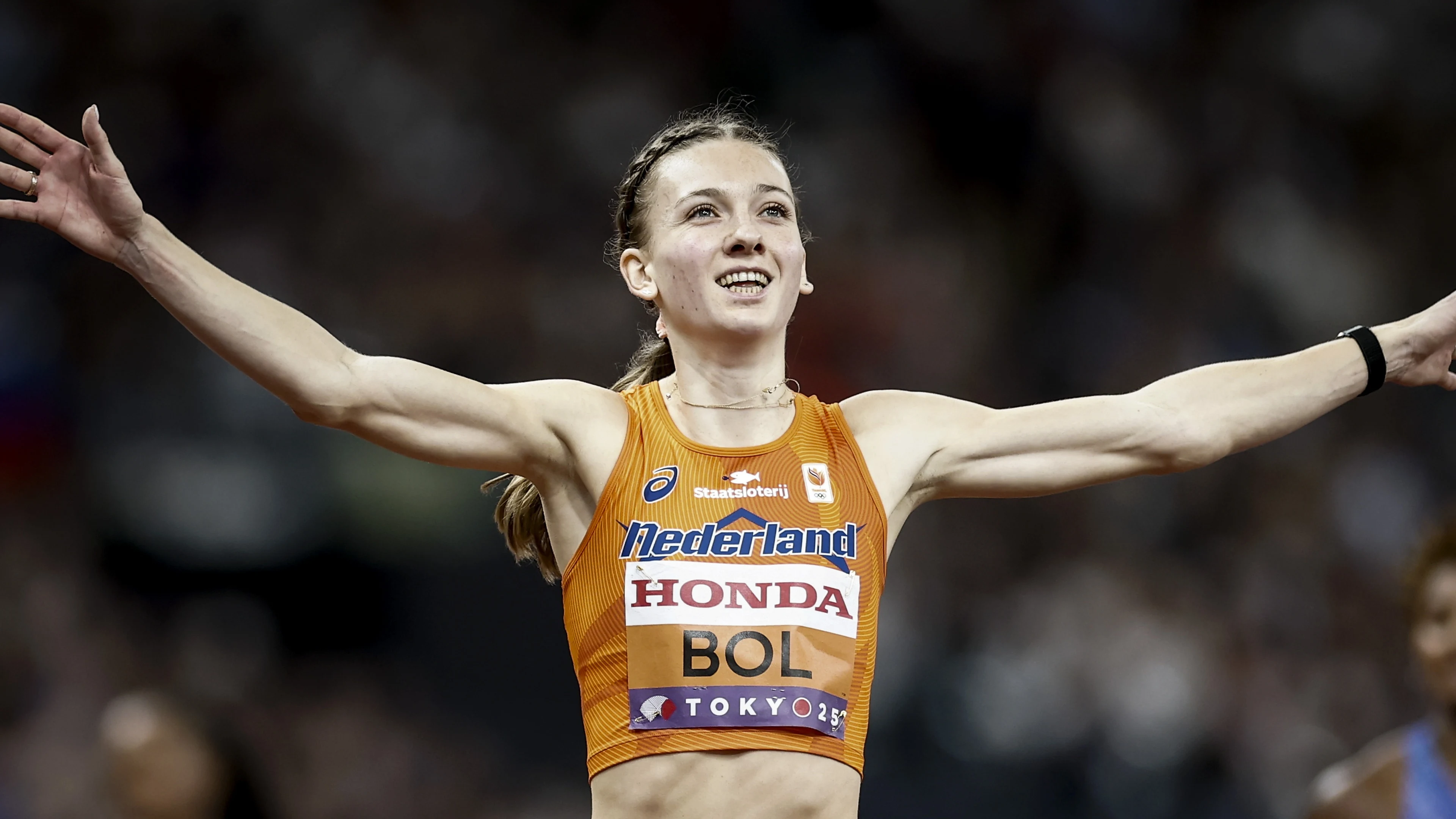 Bol kroont zich opnieuw tot wereldkampioen 400 meter horden