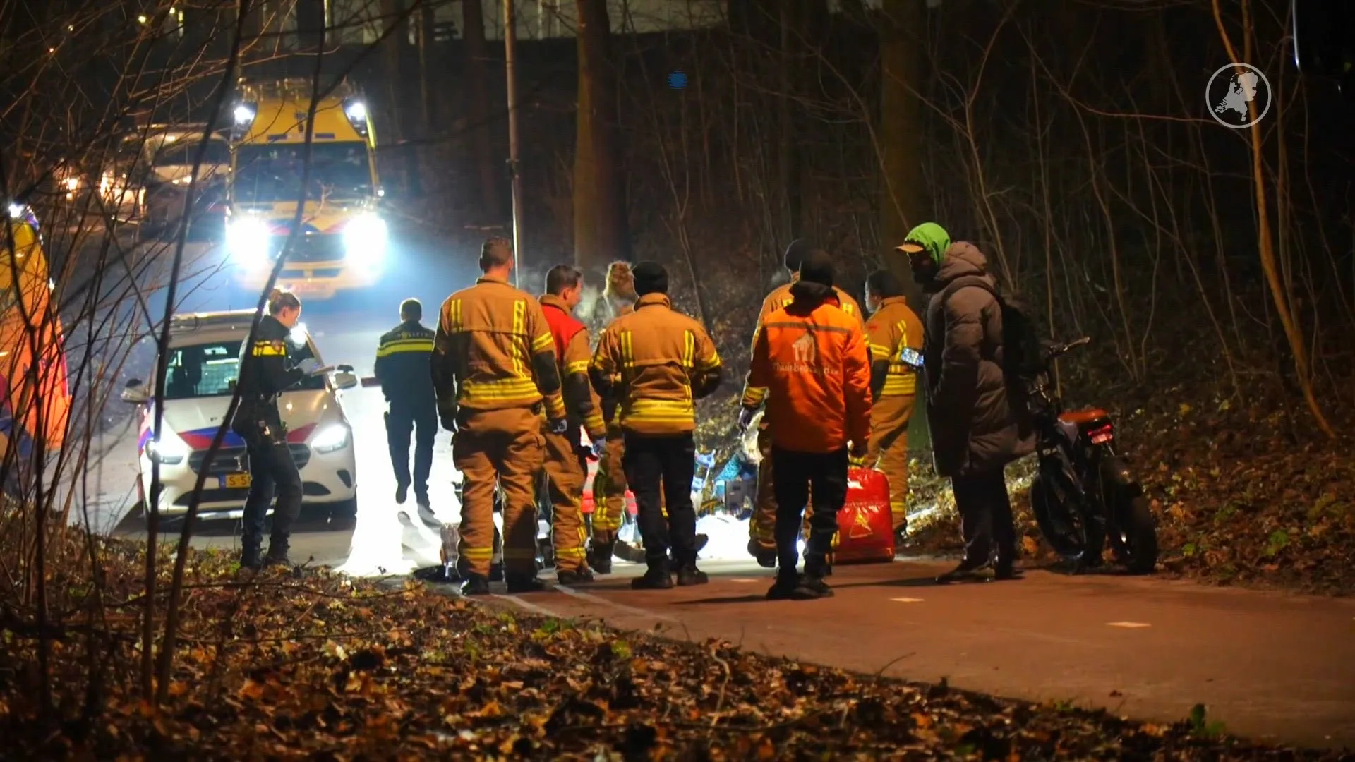Man overlijdt na te zijn gereanimeerd op Roelantpad in Rotterdam