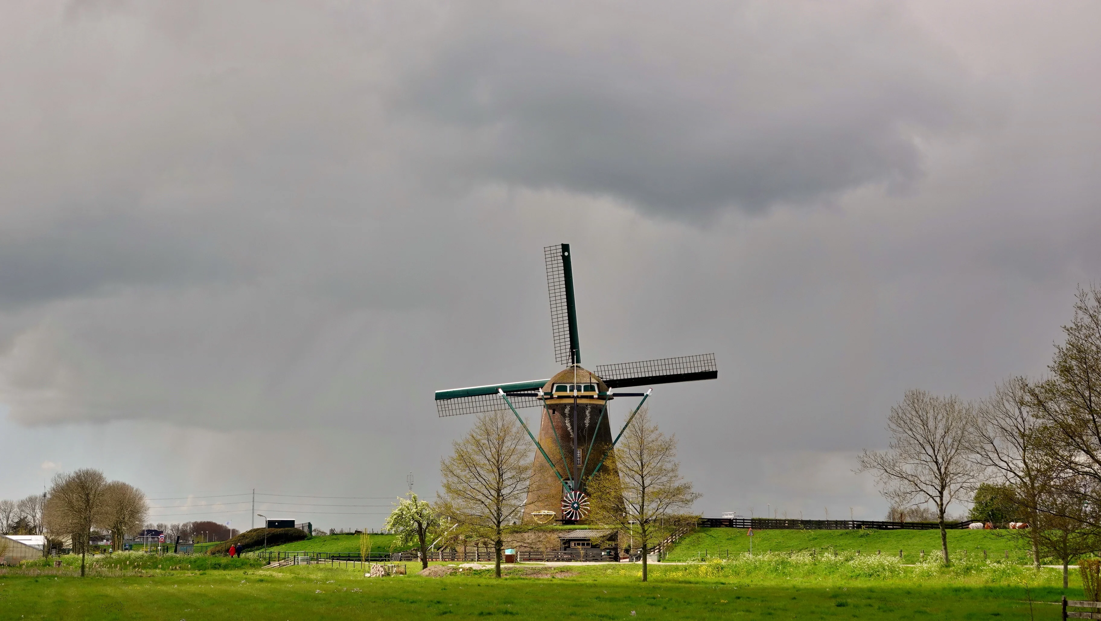 Overheid heeft te weinig oog voor belang regio en steekt vooral geld in grote steden, aldus rapport