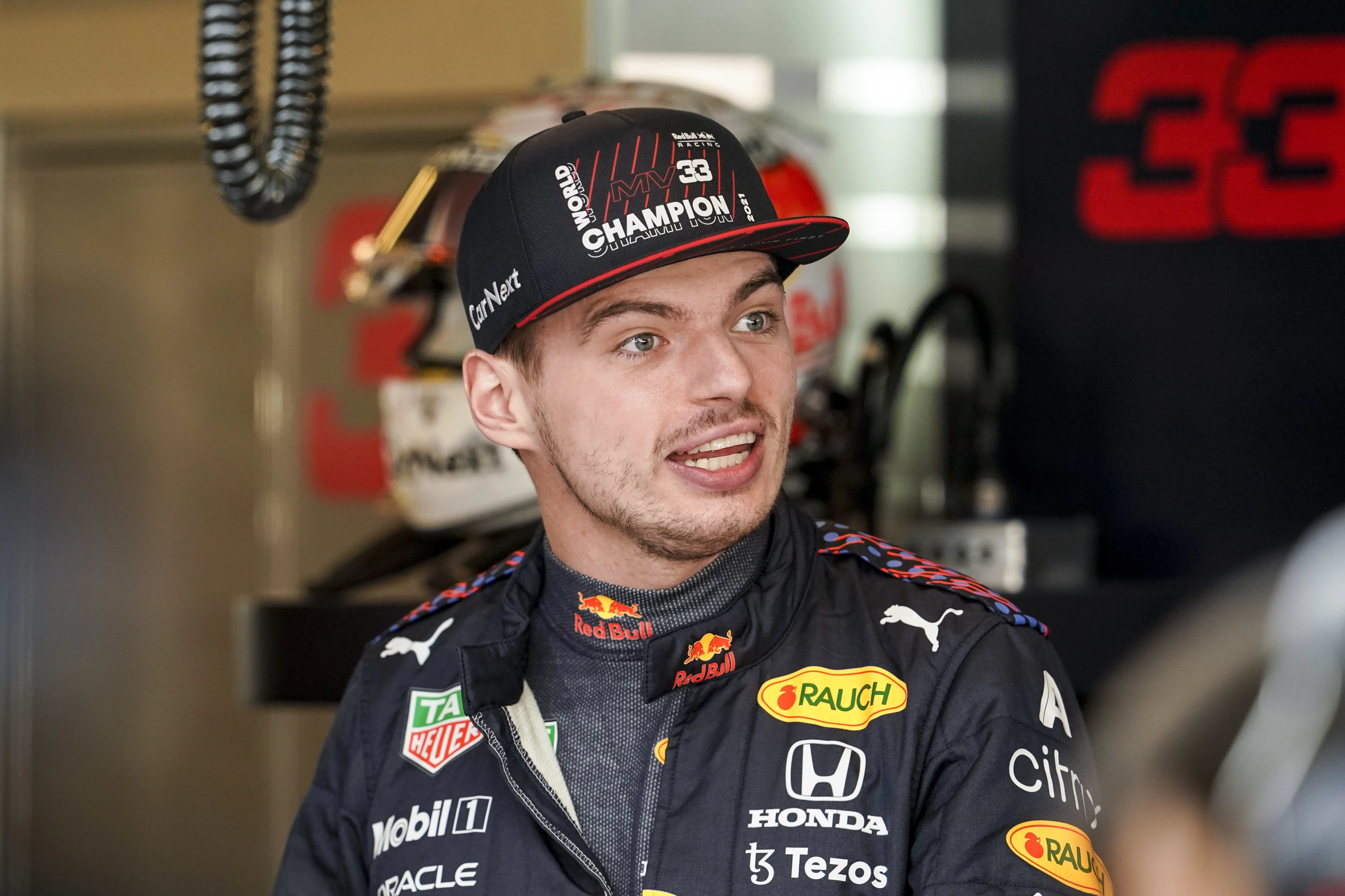 Collega-coureurs kiezen Verstappen tot beste Formule 1-rijder