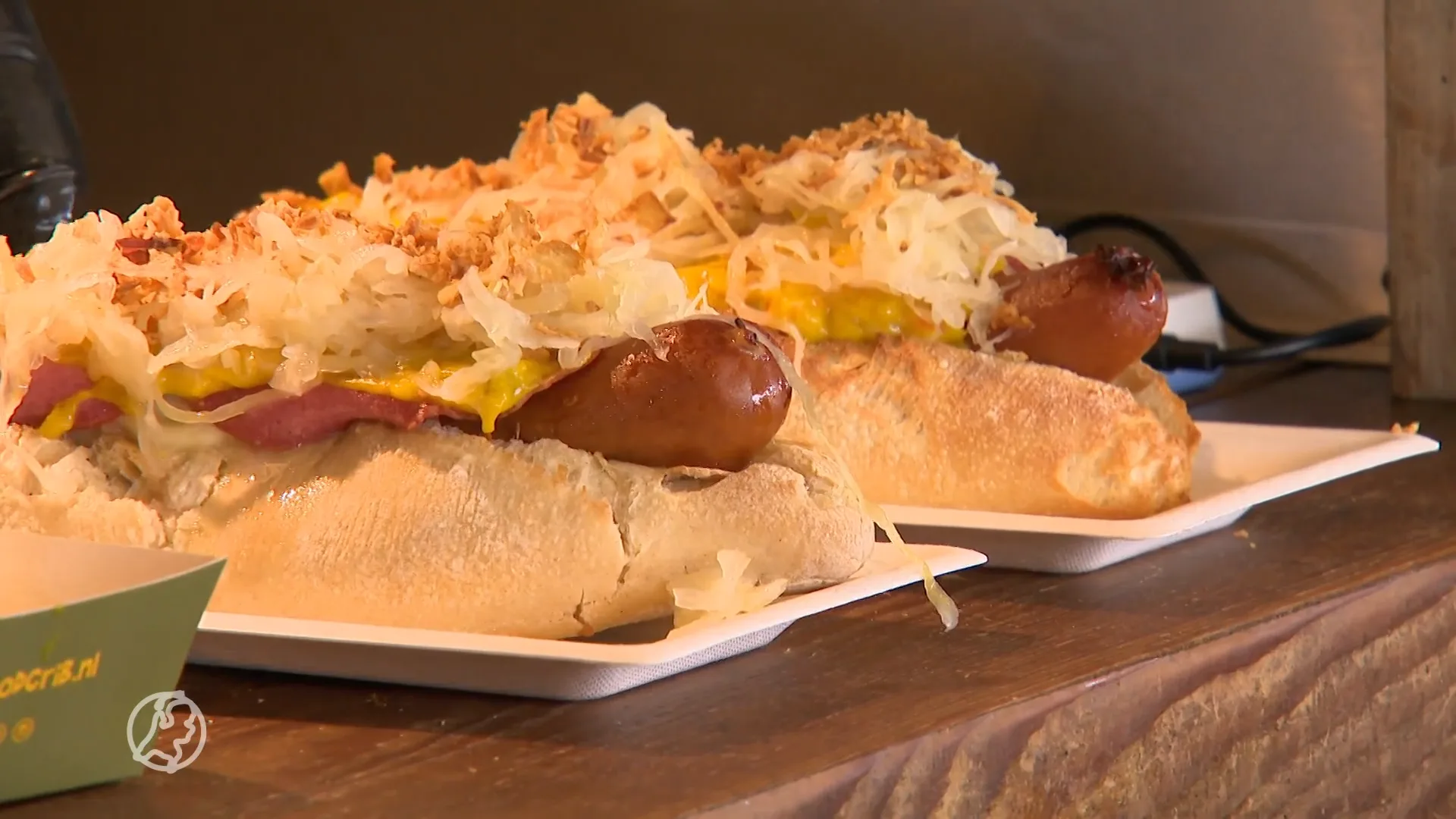 Supermodel Chrissy Teigen noemt deze Amsterdamse braadworst de beste ter wereld