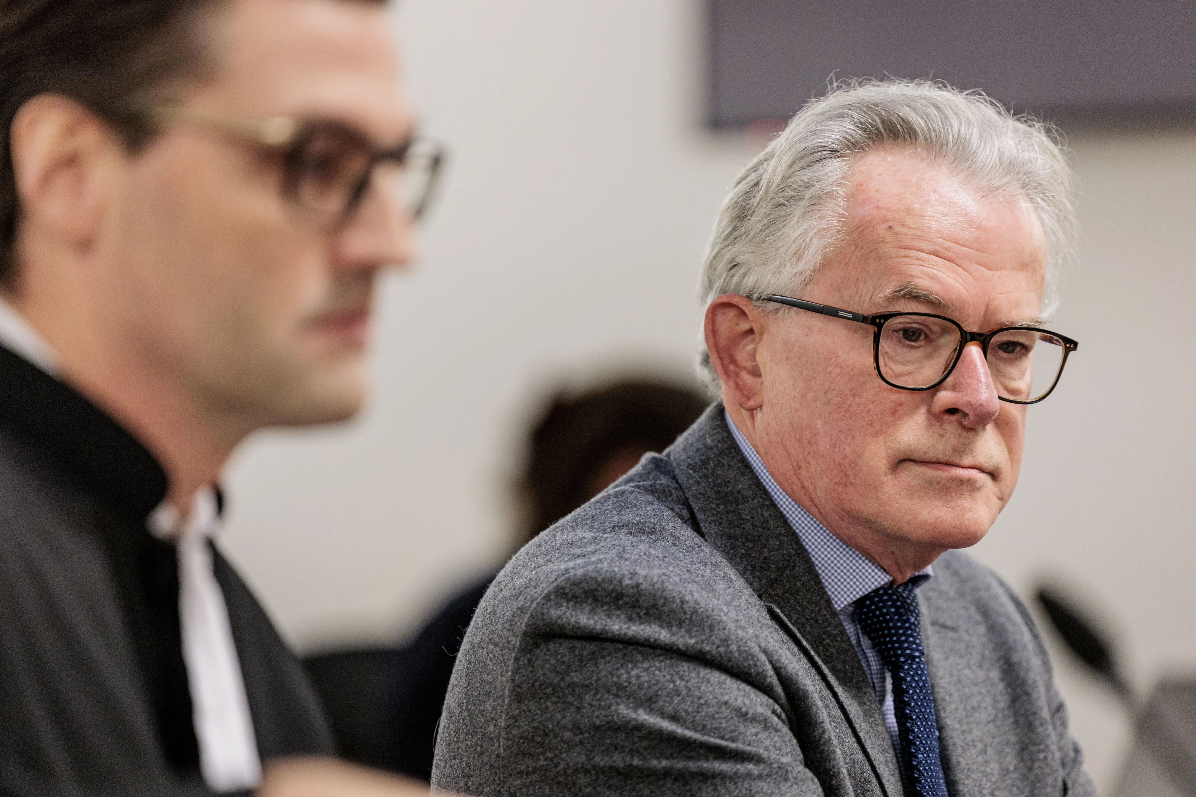 Ex-burgemeester Groningen veroordeeld voor masturberen achter het stuur