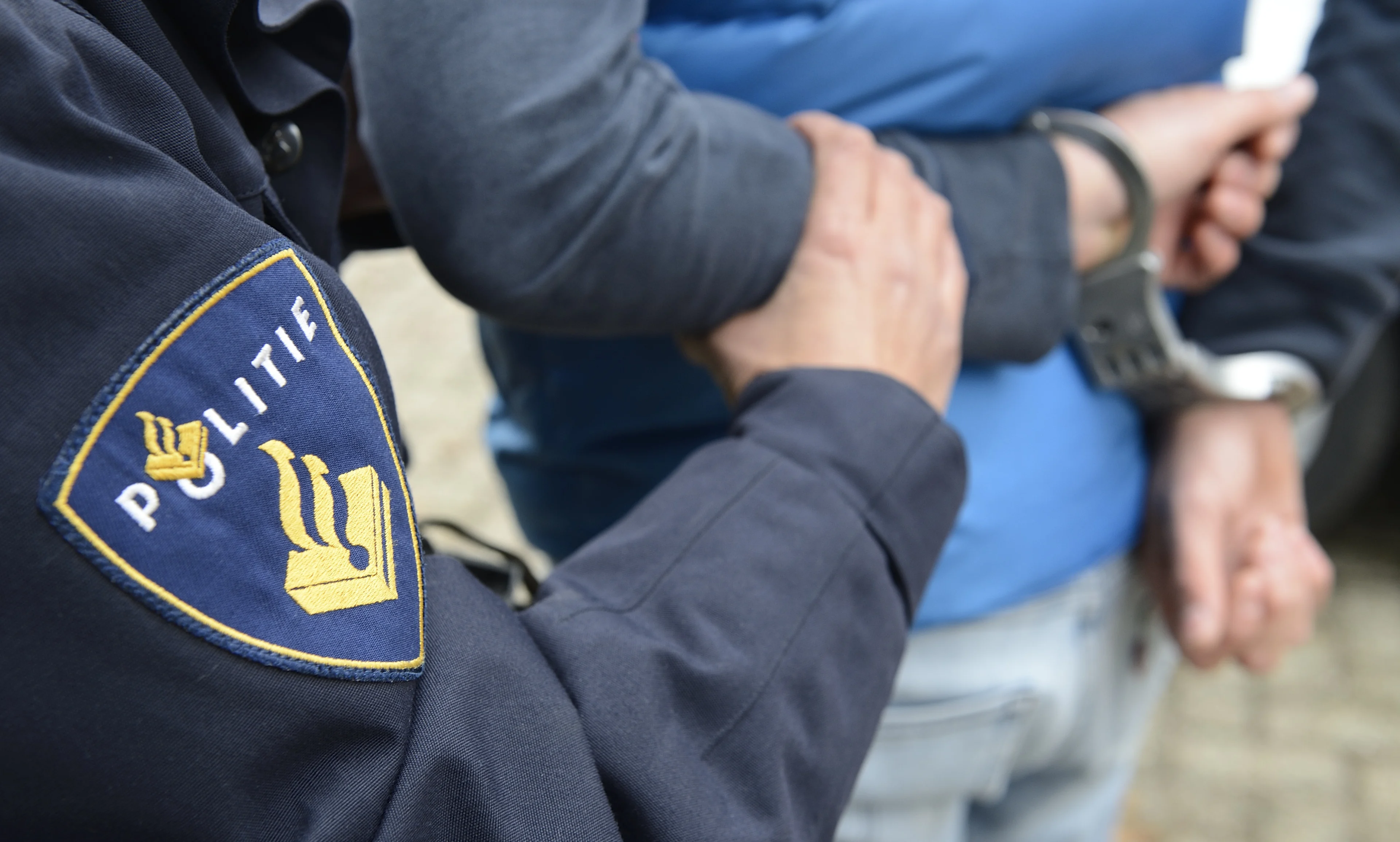 Man (30) opgepakt die supermarktmedewerkster bespuugde en corona toewenste