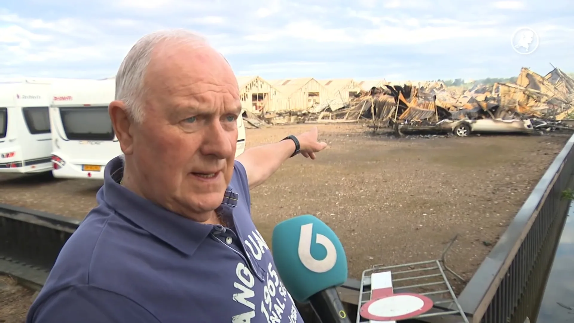 Klanten peilen de schade na brand in caravanopslag Aalsmeer: 'Helemaal in shock'