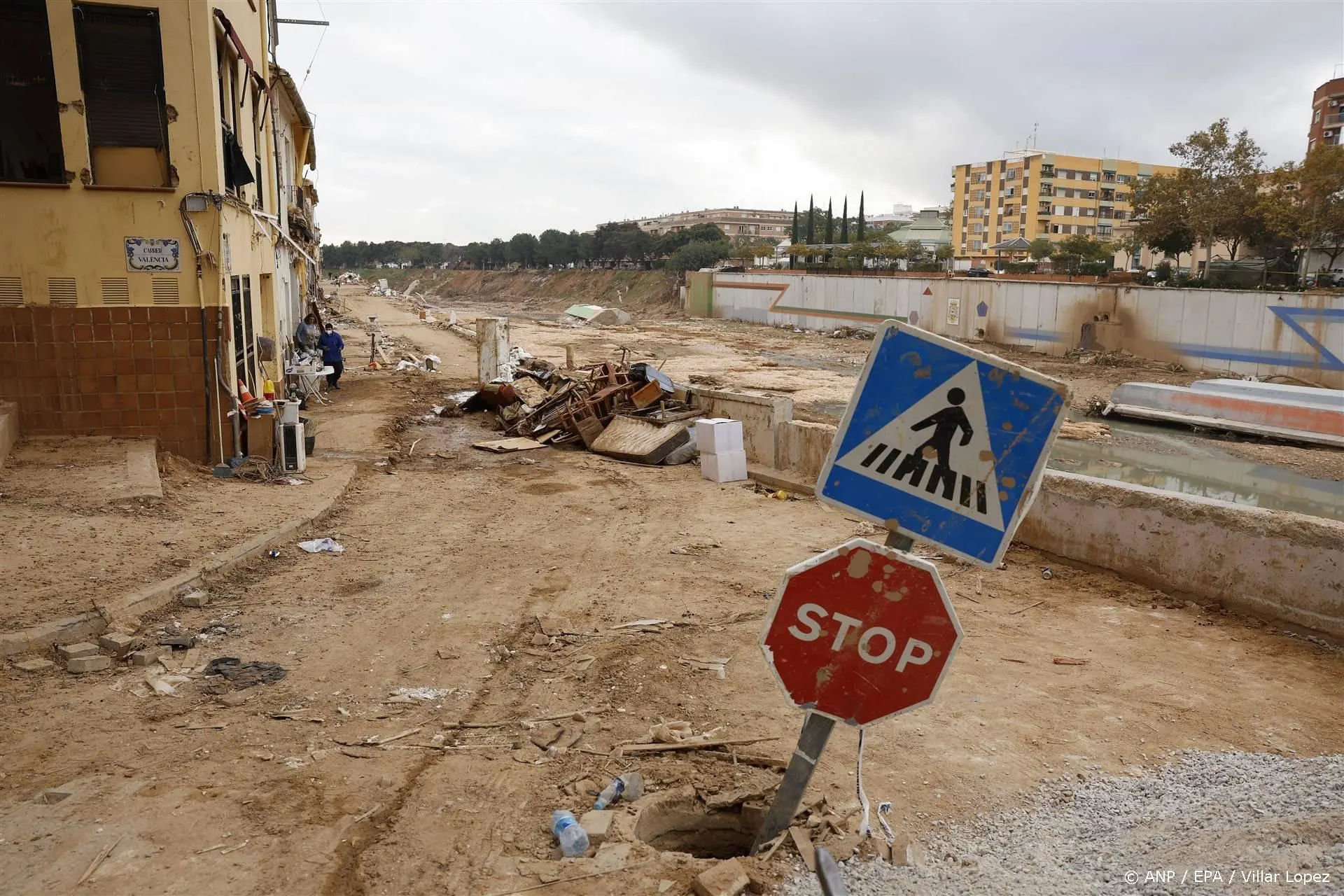 Nederlands hulpteam weer thuis na zoektocht vermisten Valencia