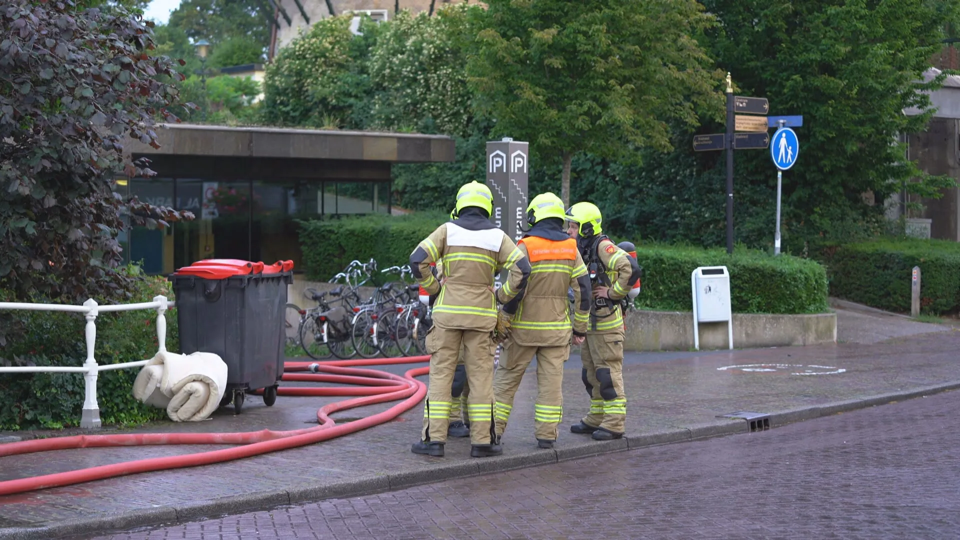 Verdachte opgepakt voor grote brand in ondergrondse parkeergarage in Alkmaar