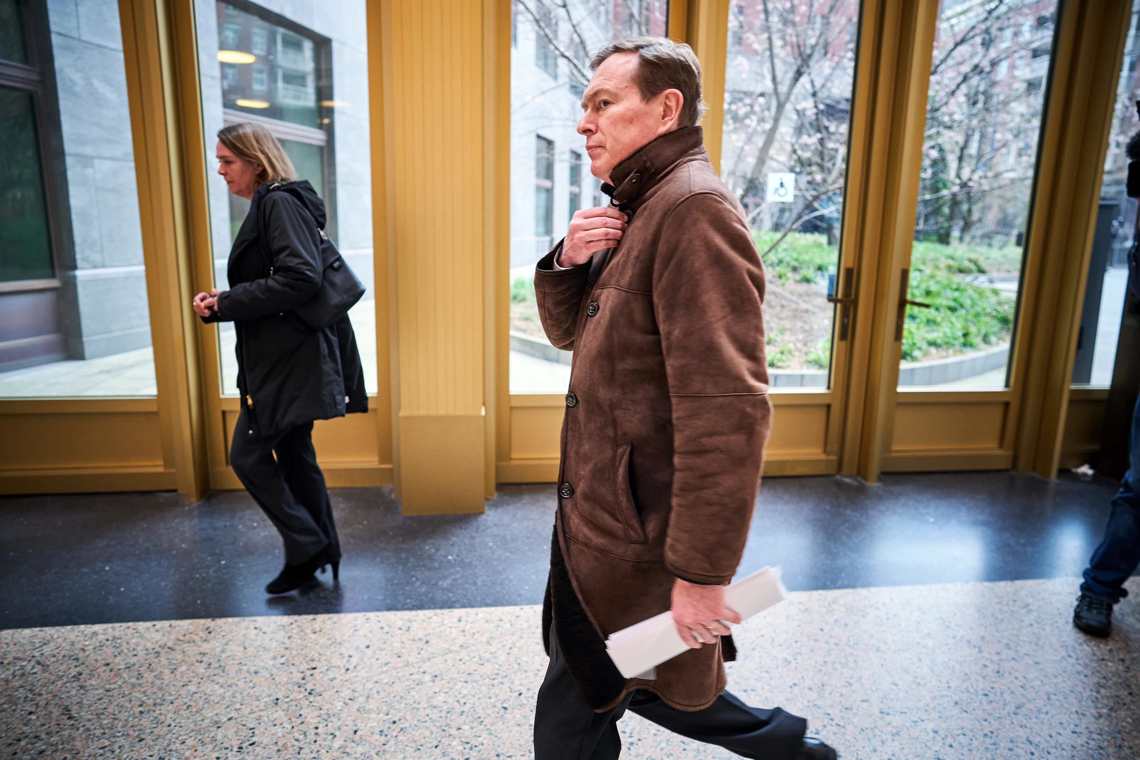 Minister Bruins verwacht (nog) geen nieuwe corona-maatregelen