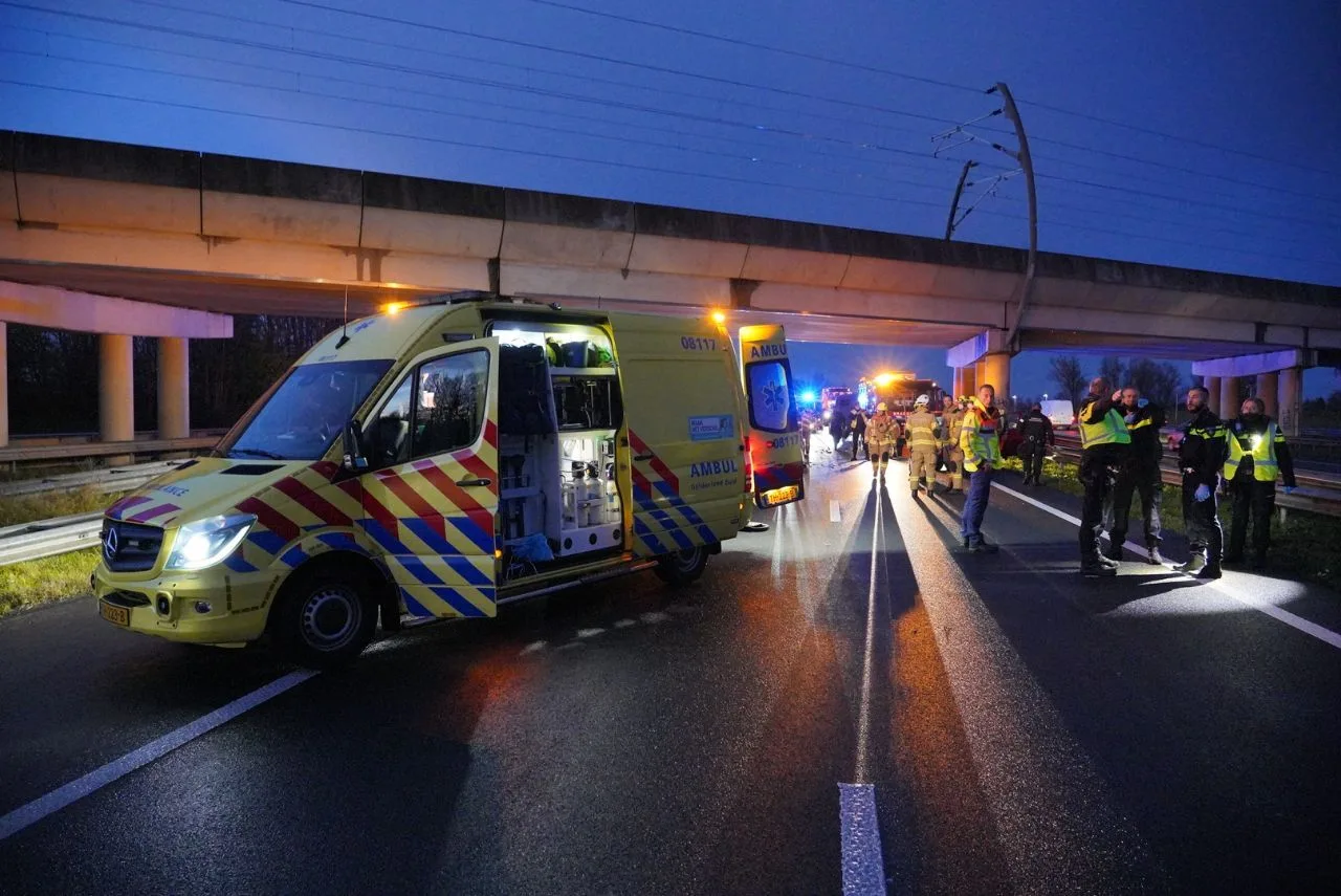 Twee jaar cel geëist tegen man die tijdens het appen drie mensen doodreed