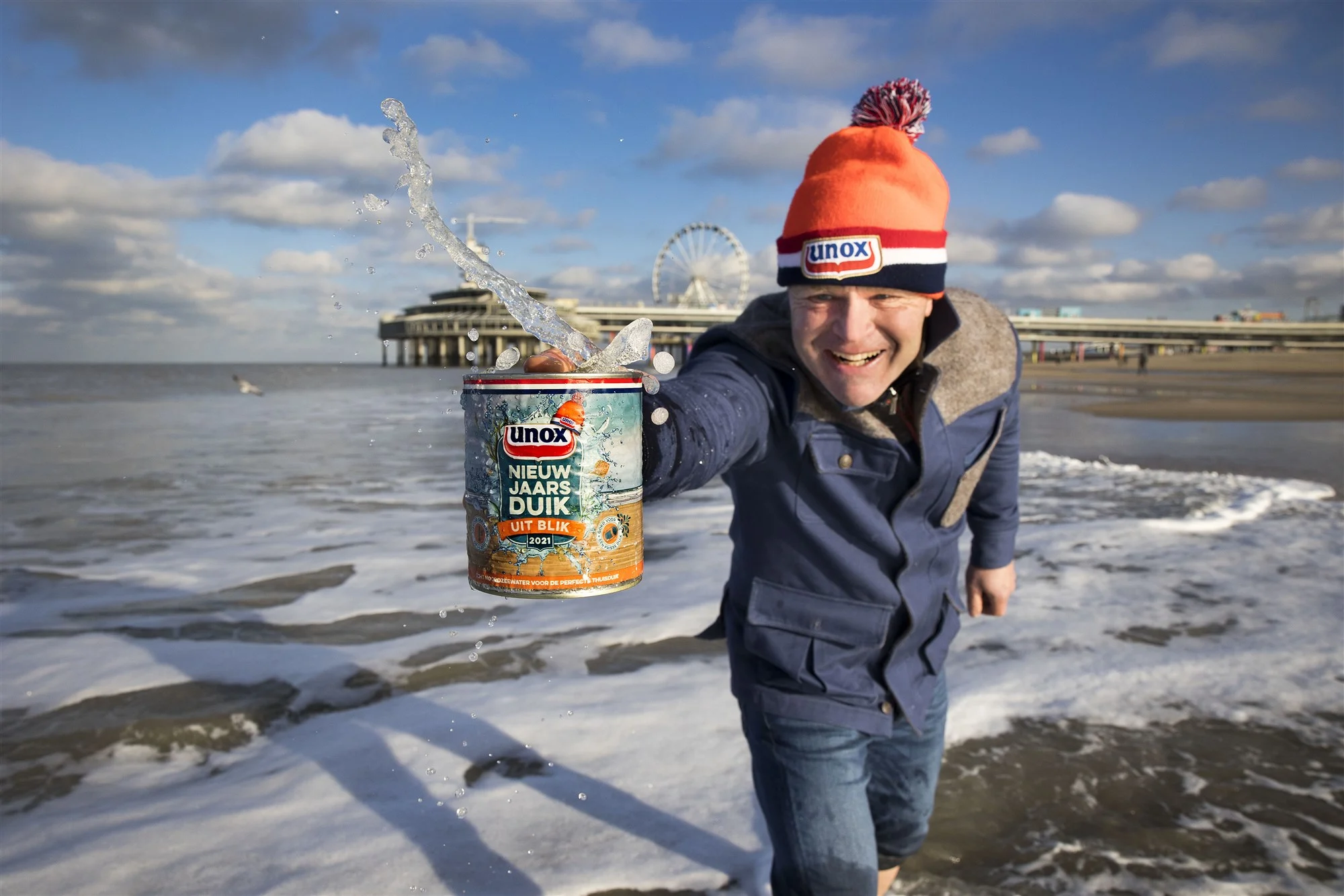 Blikken Noordzeewater voor Nieuwjaarsduik binnen 24 uur op