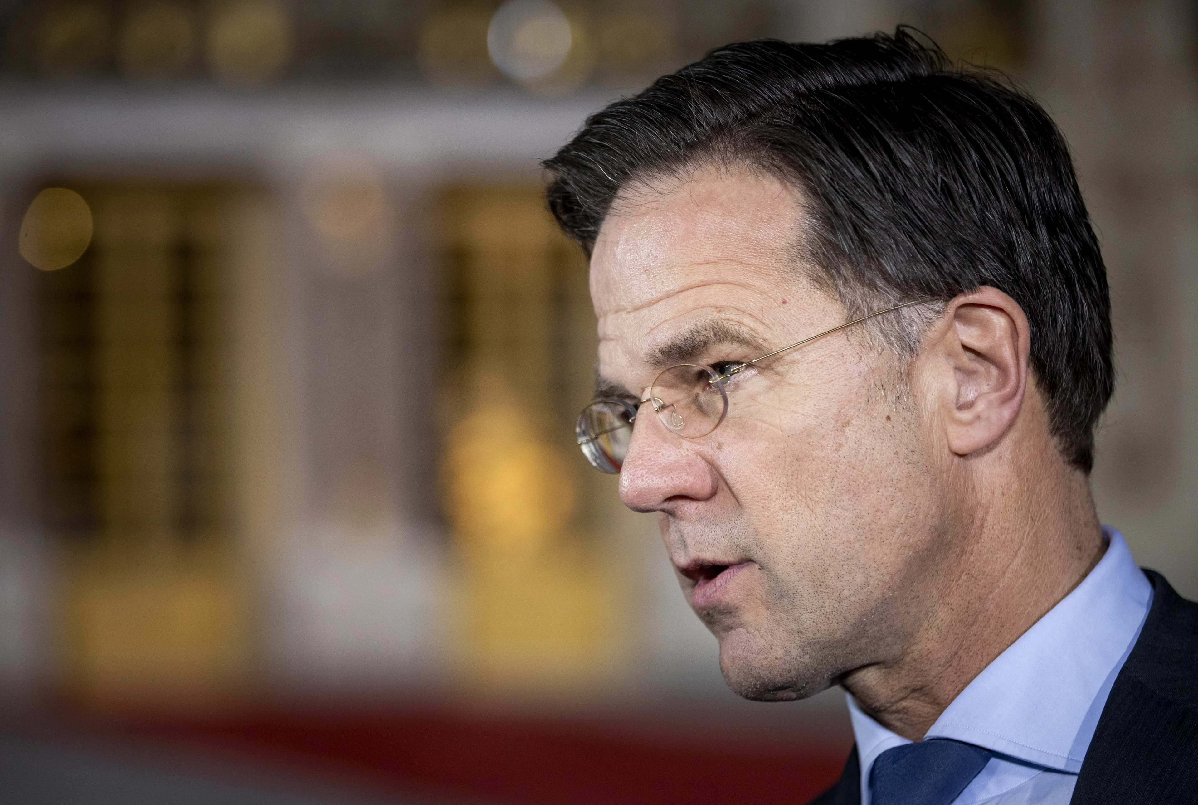 Rutte bezoekt Nederlandse militairen in Litouwen en vluchtelingen in Polen
