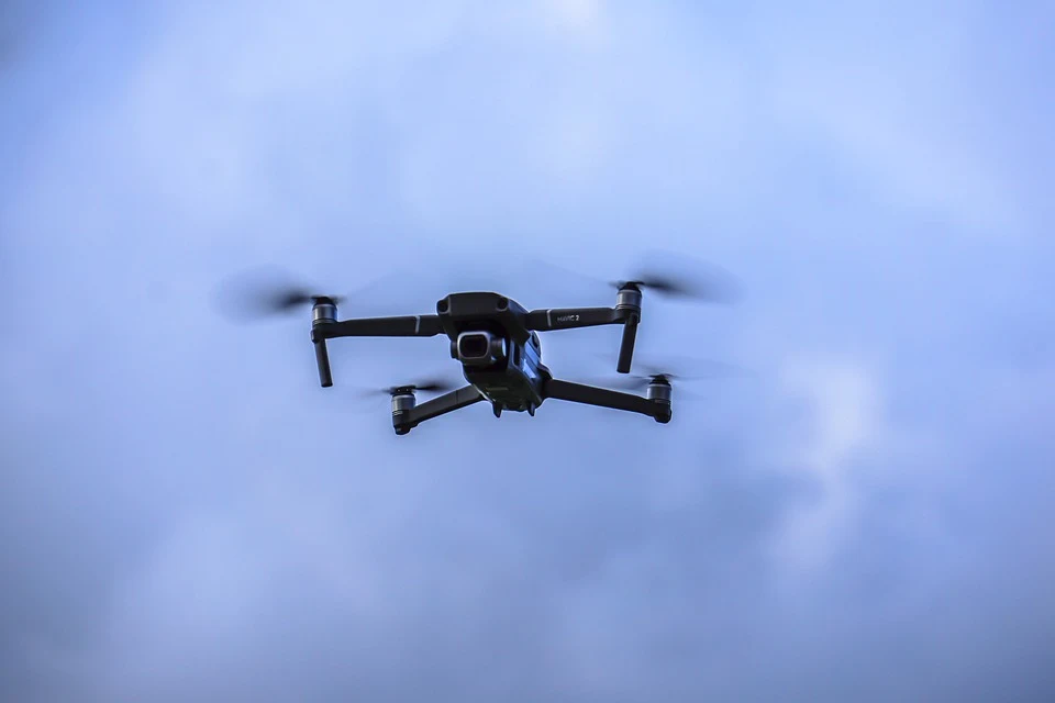 Spoedzorg krijgt vleugels: drones gaan bloed en medicijnen door de lucht brengen