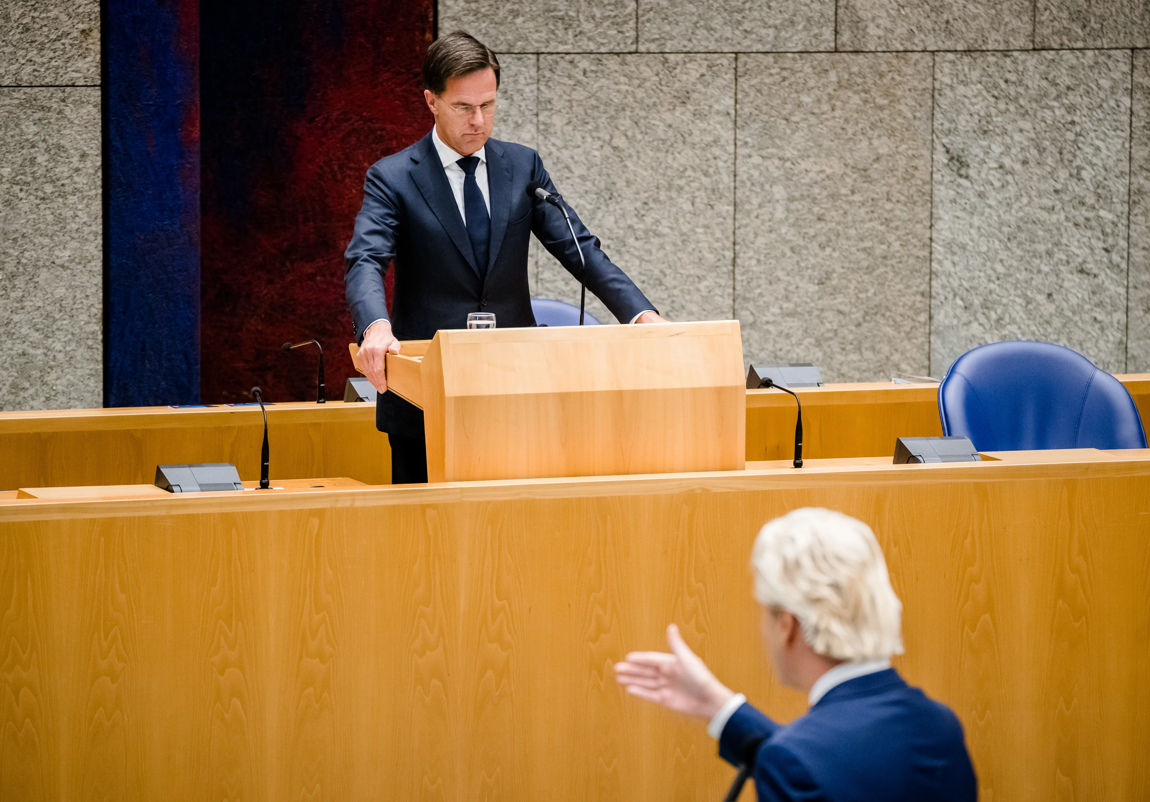 Volg hier het Tweede Kamerdebat met Rutte over de coronacrisis