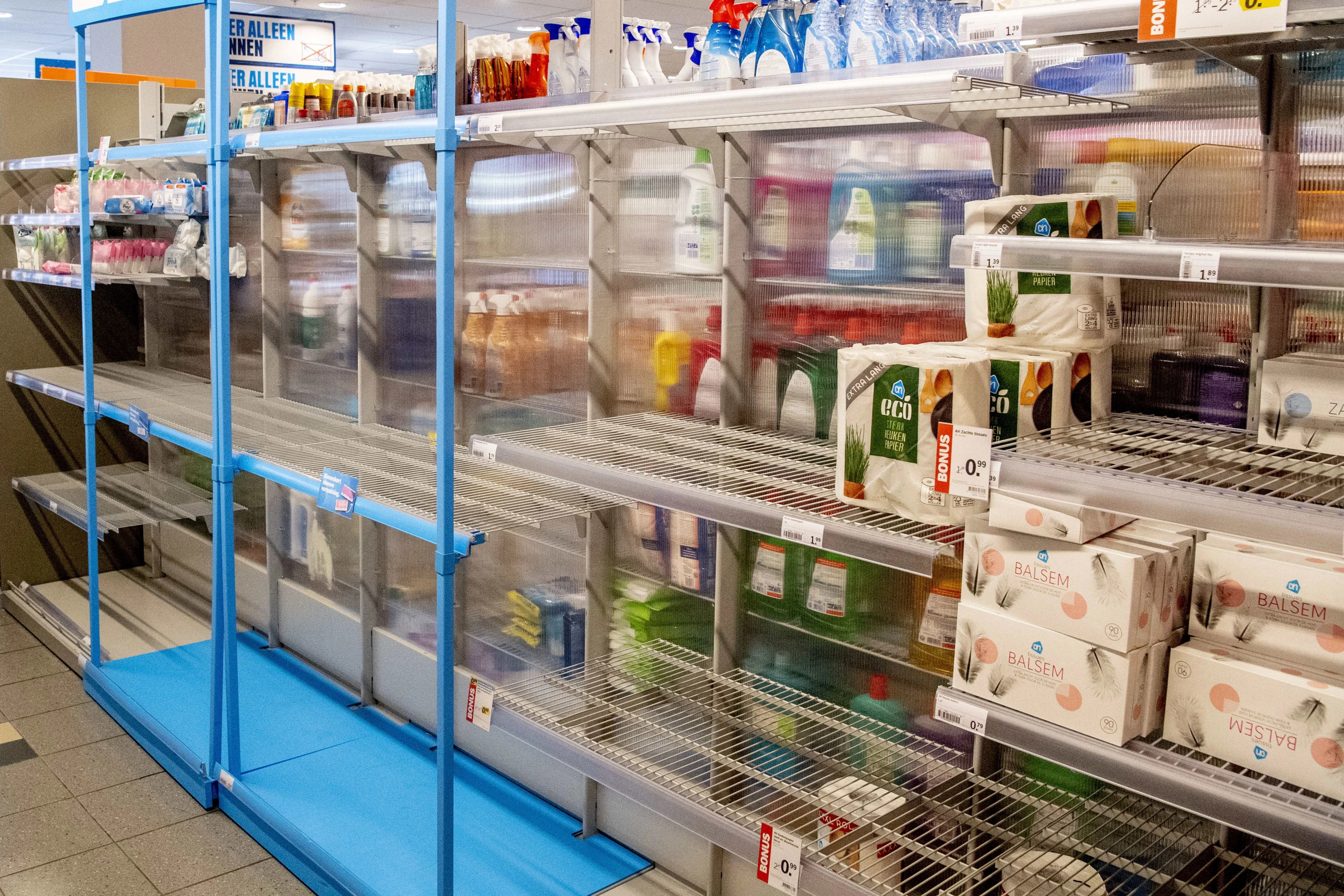 Weer een tekort aan wc-papier? Rollen dunner en duurder door oorlog in Oekraïne