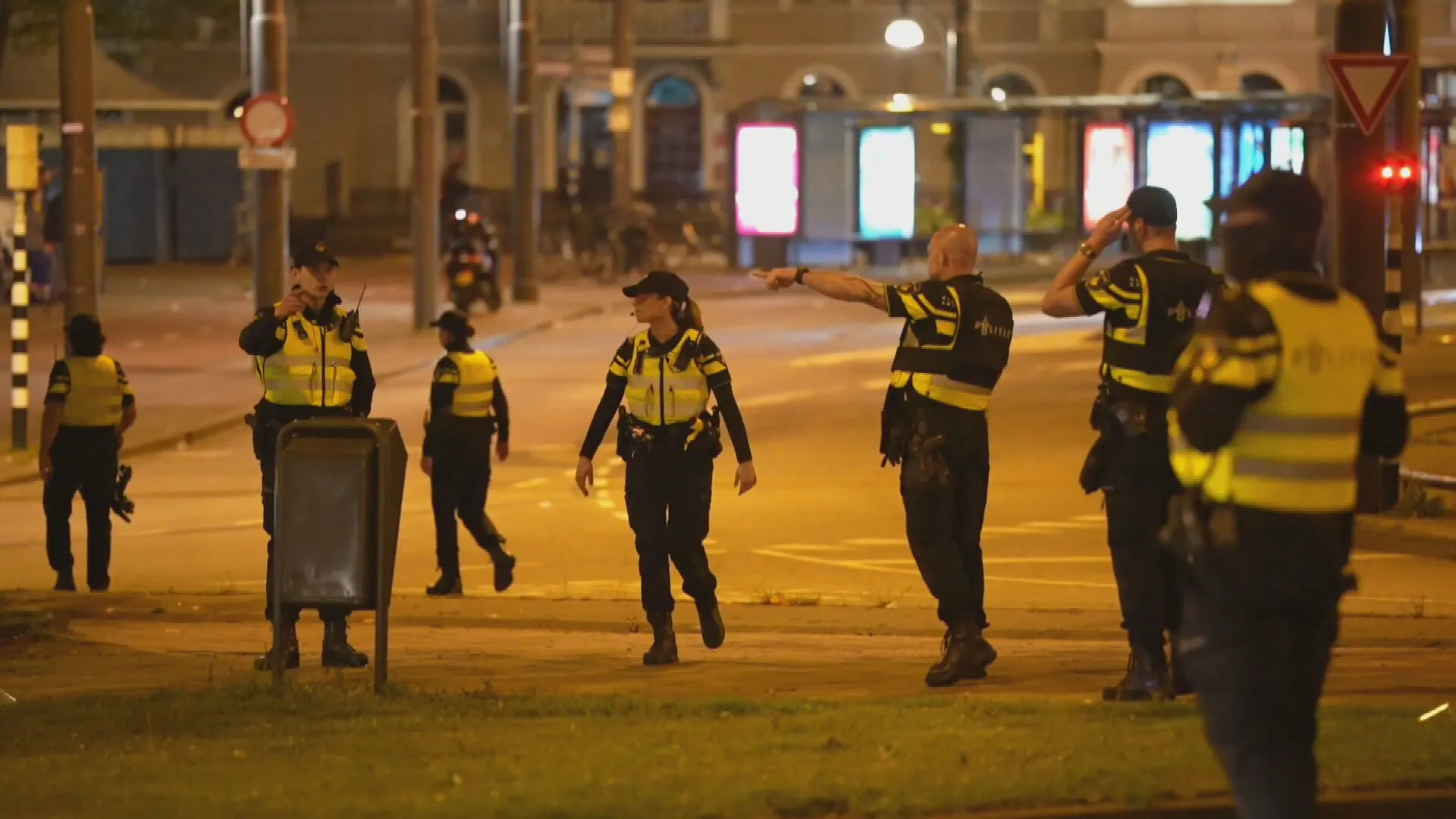 Meerdere gewonden bij schiet- en steekpartijen in verschillende steden