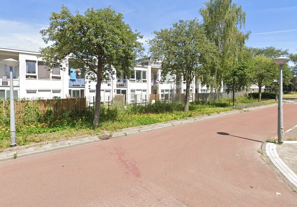 Man overleden na schietincident in Amsterdam Oost, drie personen aangehouden