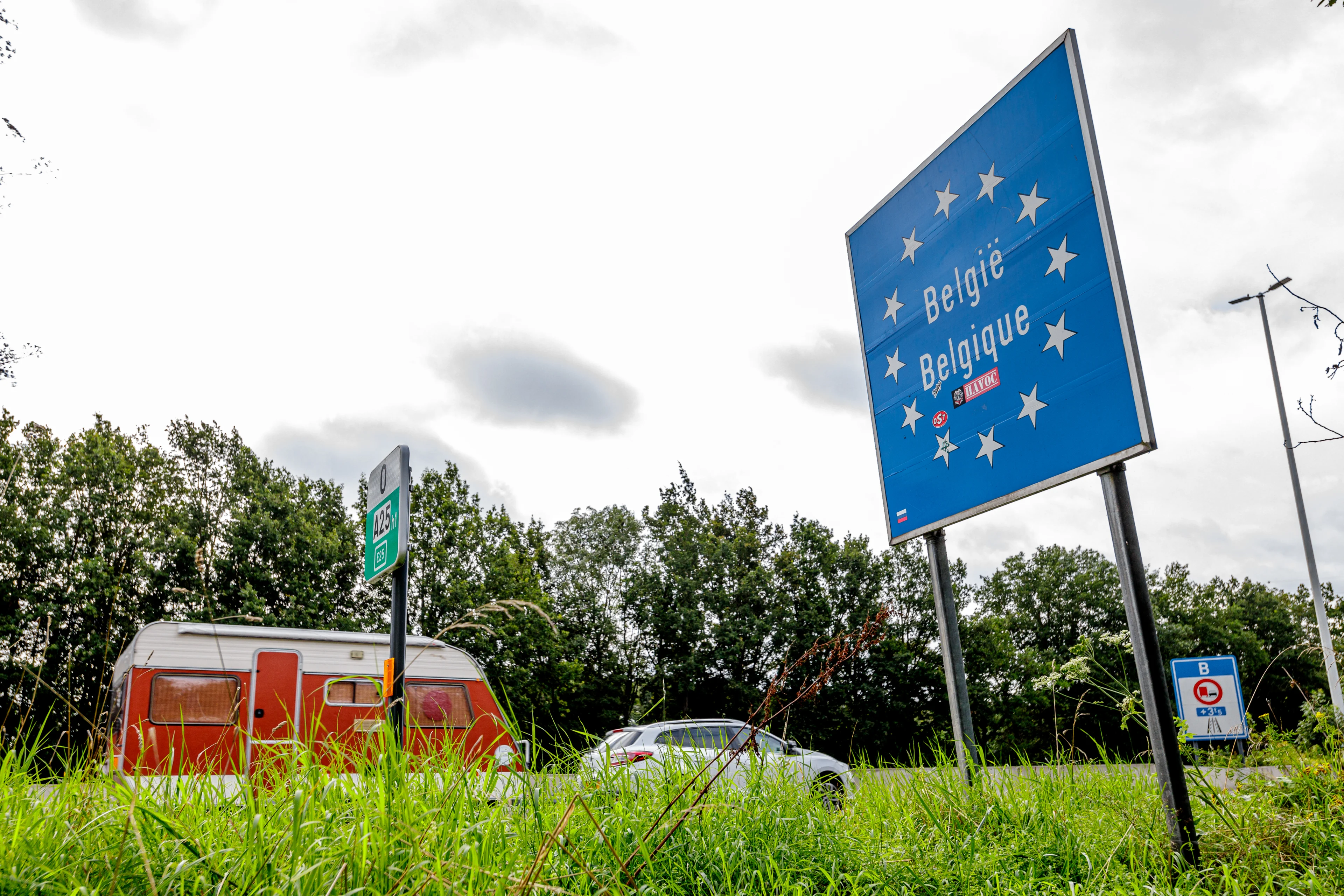 België eist coronatest van ongevaccineerde Nederlander