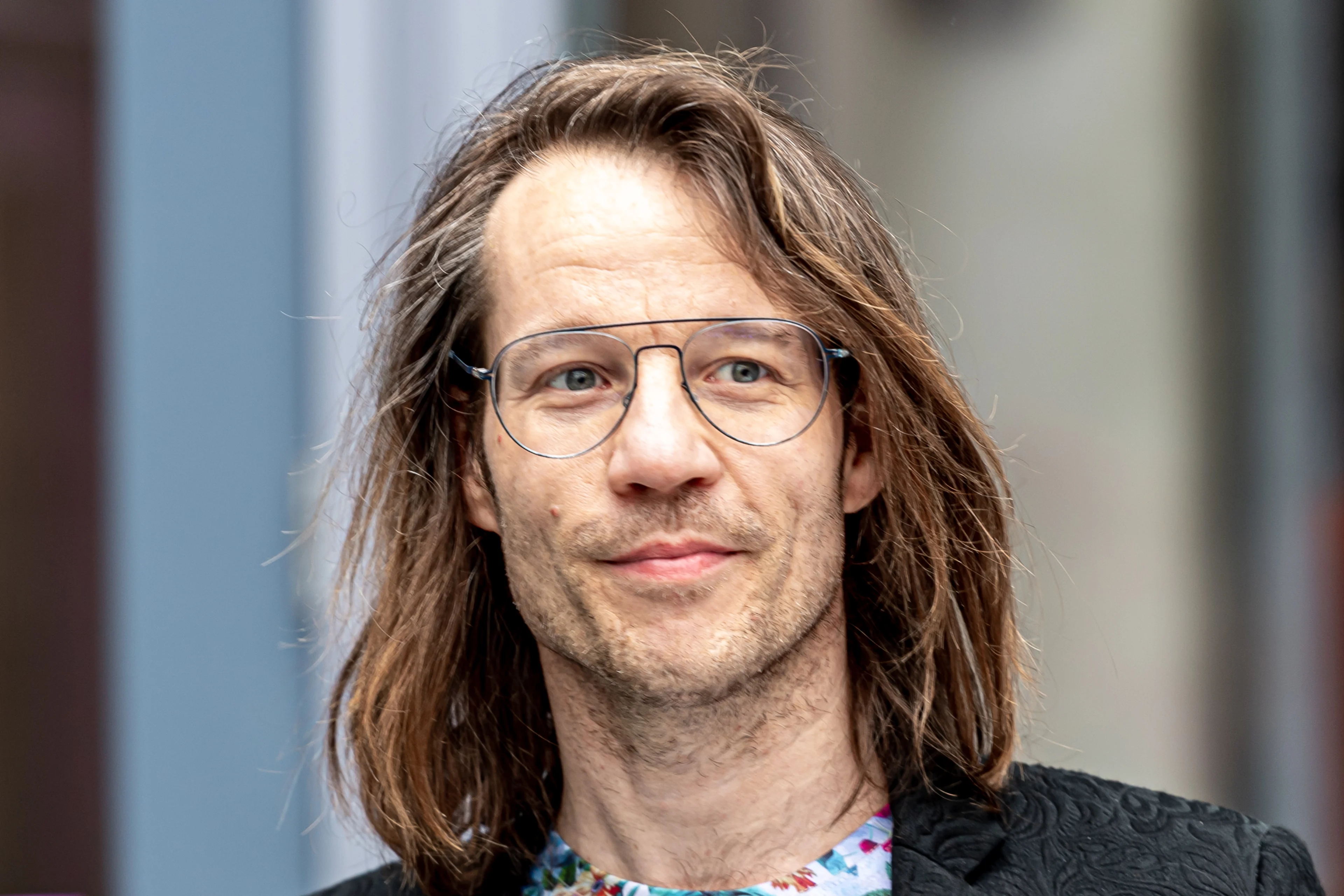 Dit is de reden dat Giel Beelen voorlopig niet meer op de radio te horen is