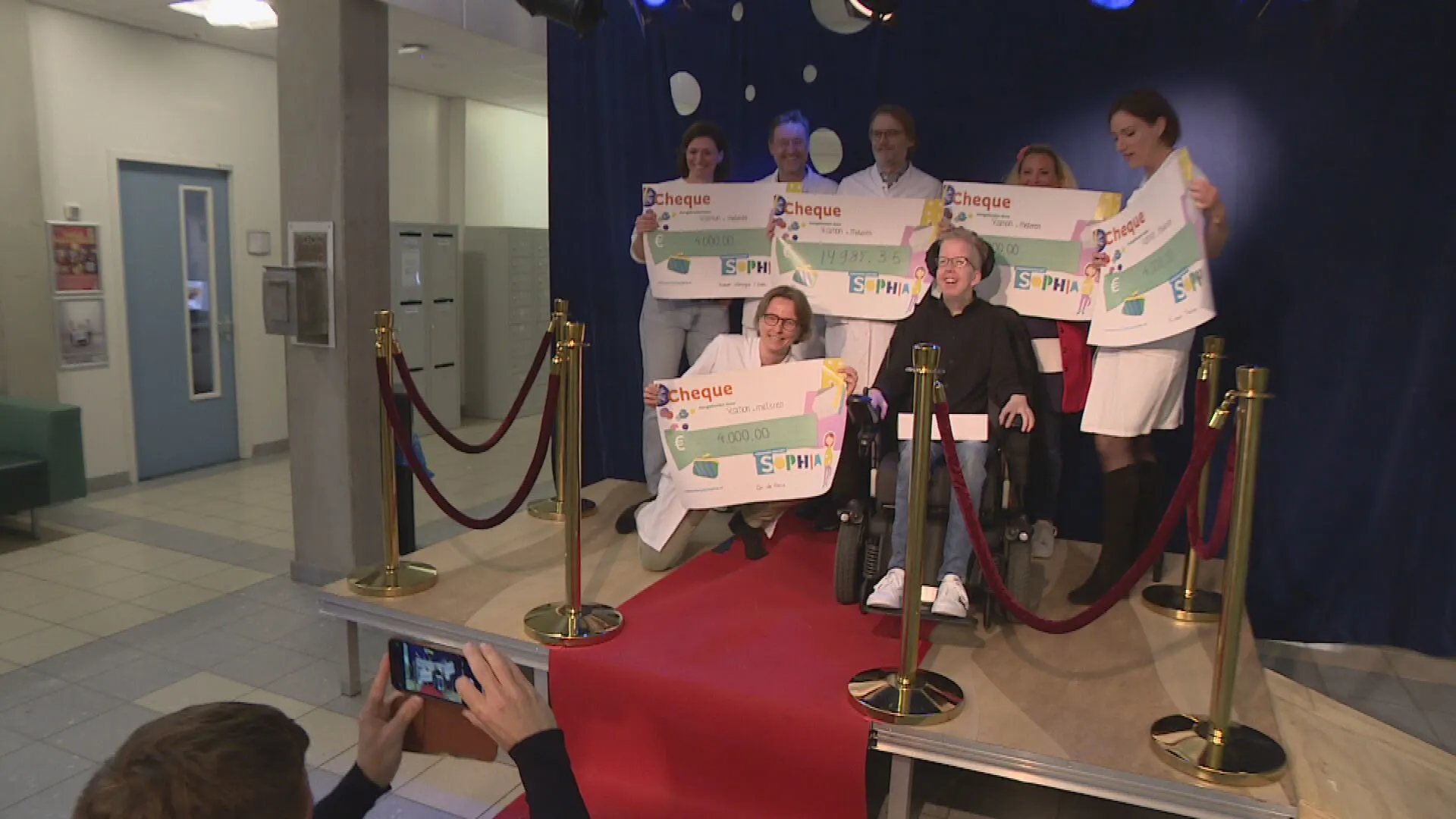 Flink bedrag ingezameld door zieke Ramon voor Sophia Kinderziekenhuis: 'Geholpen door goede mensen'