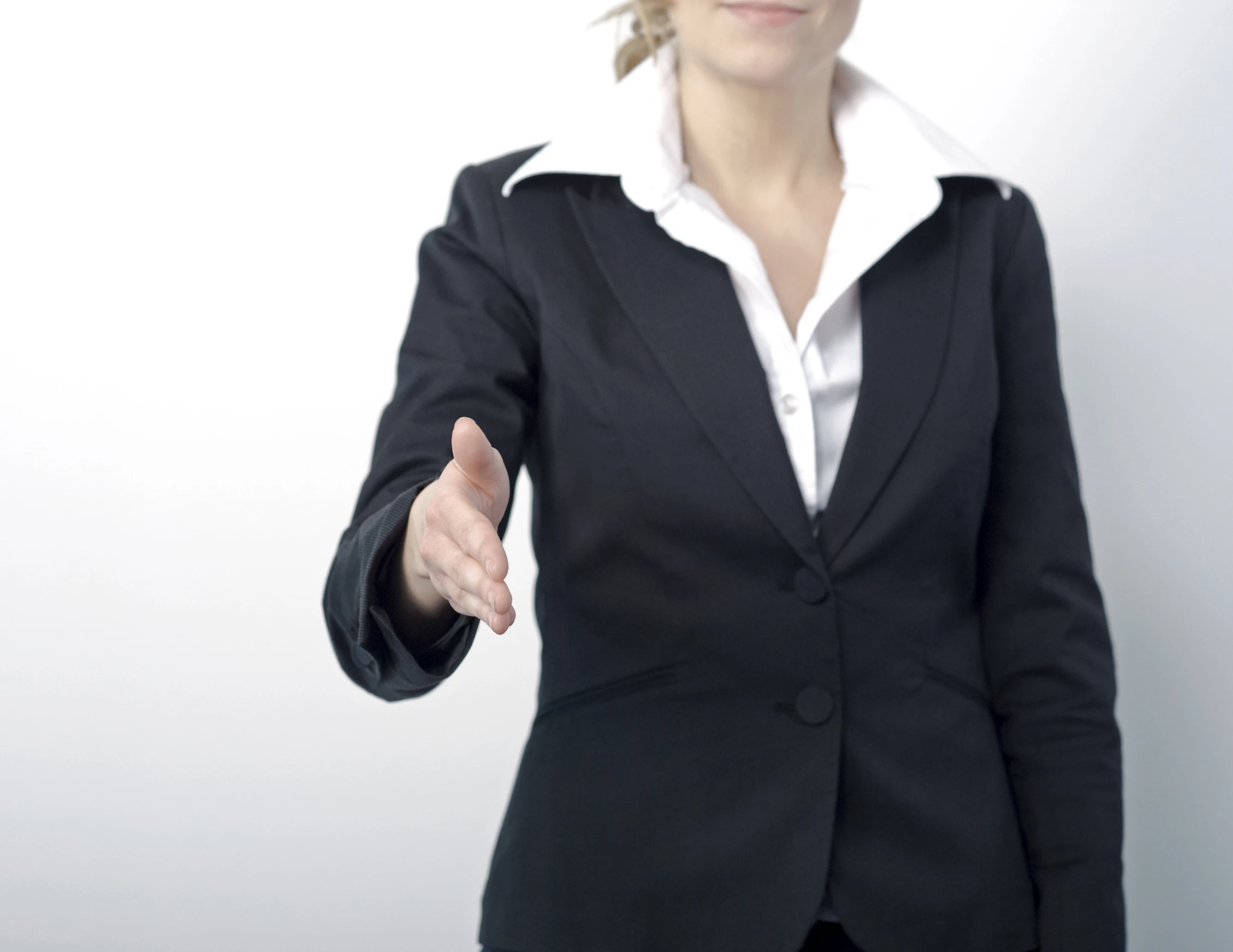 'Stop met handen schudden om besmetting met coronavirus te voorkomen'