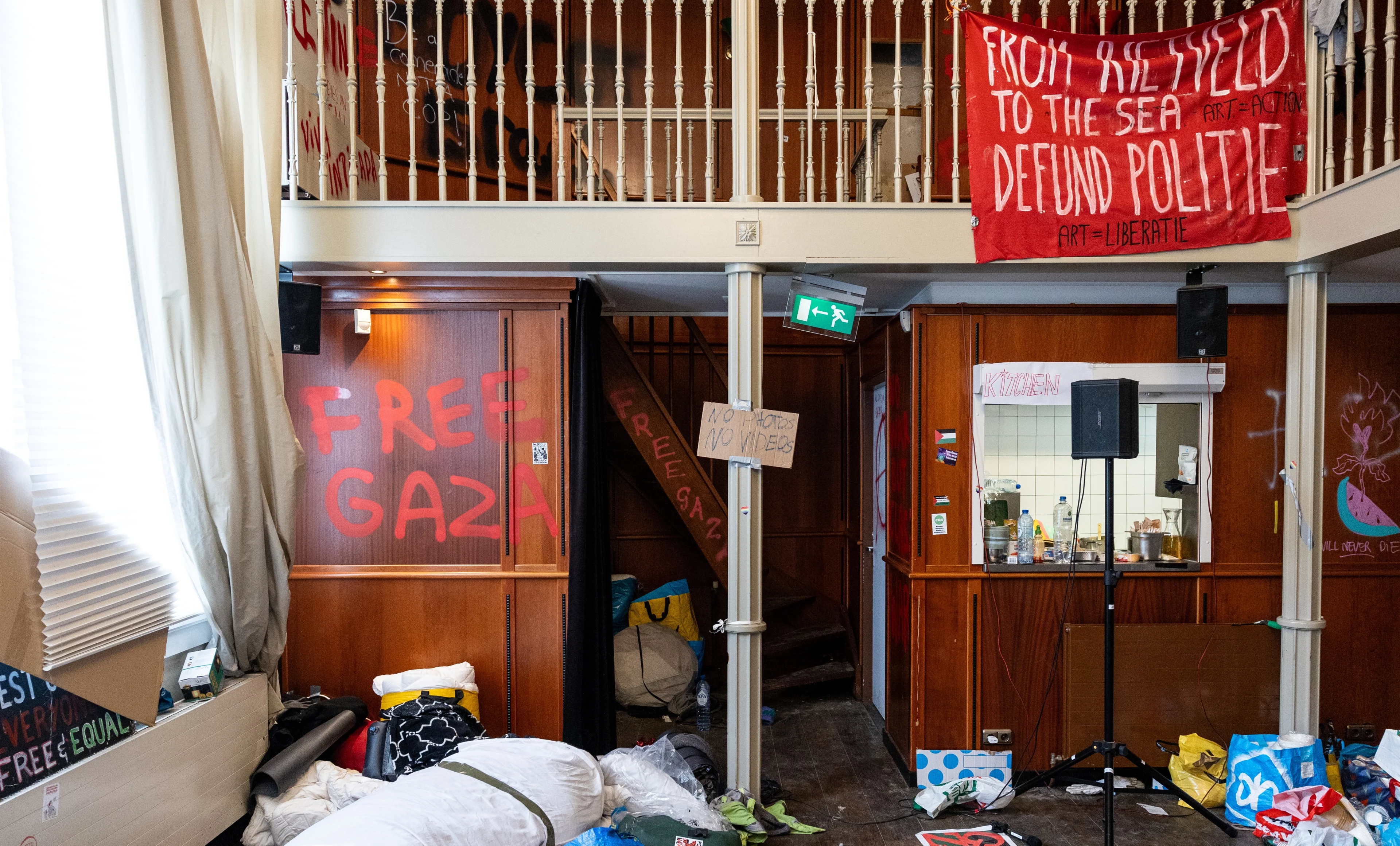 Schade pro-Palestijnse protesten bij UvA loopt op tot 1,5 miljoen euro