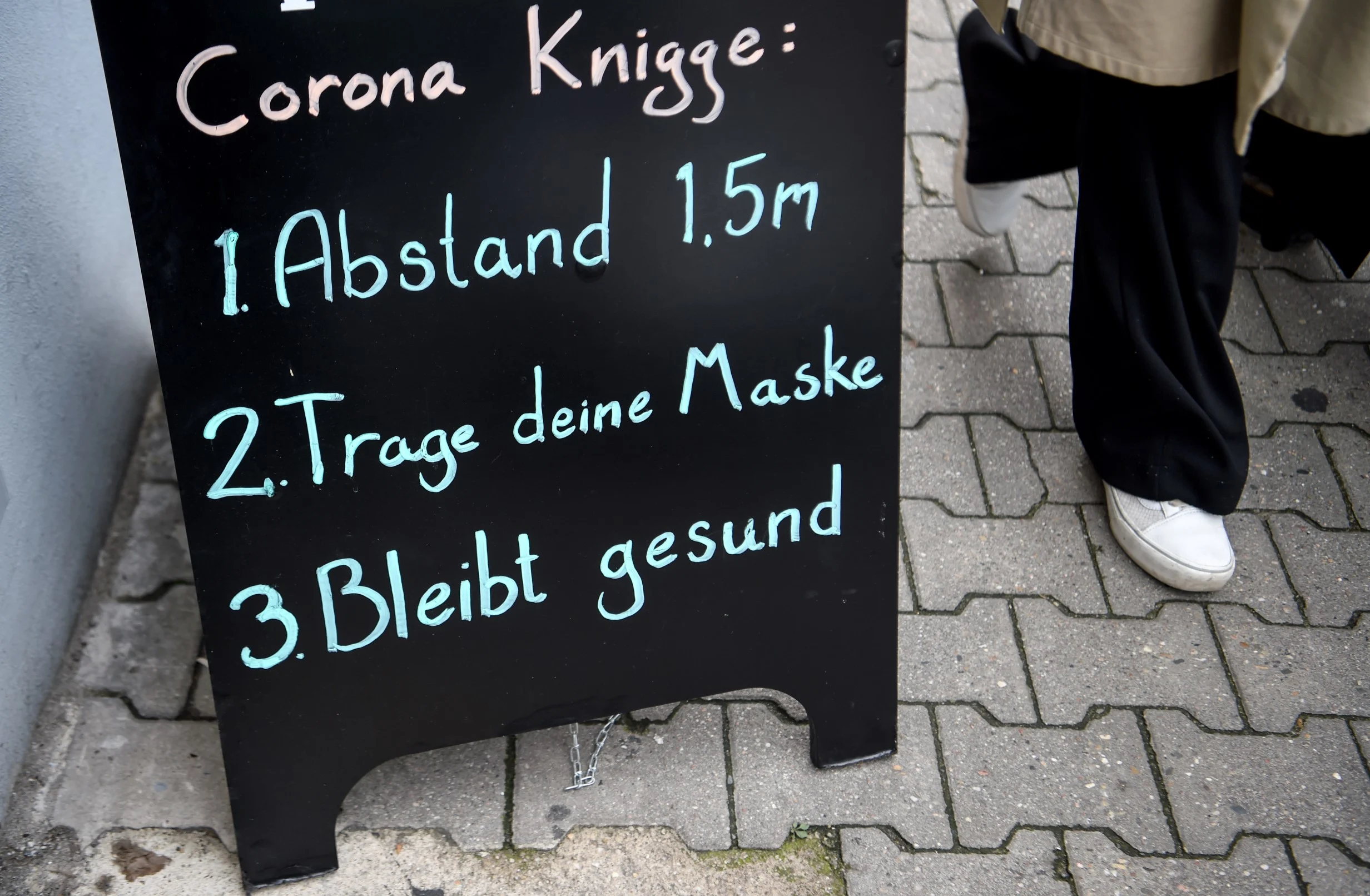 Tien Duitse steden kleuren vanaf woensdag oranje, alleen noodzakelijke reizen