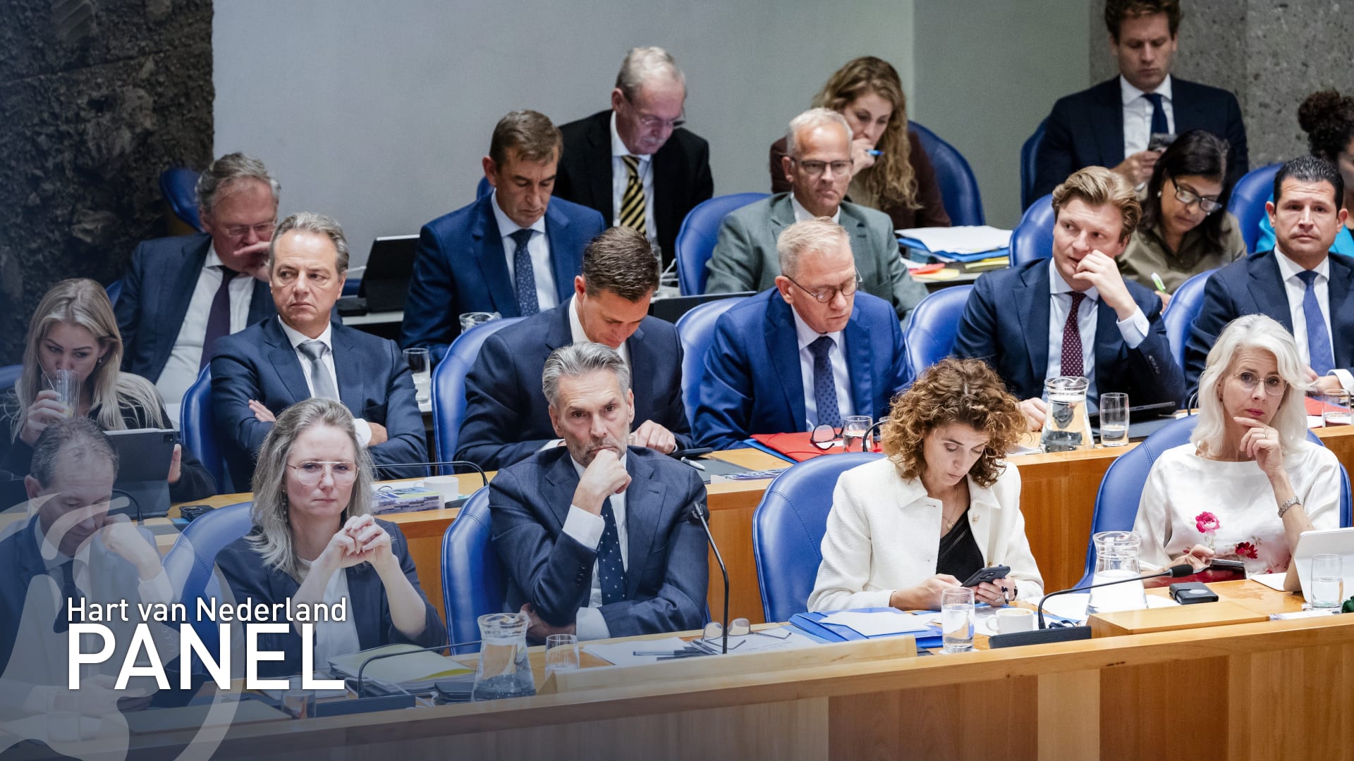 Vertrouwen kabinet zakt naar dieptepunt, ook coalitiestemmers keren zich af