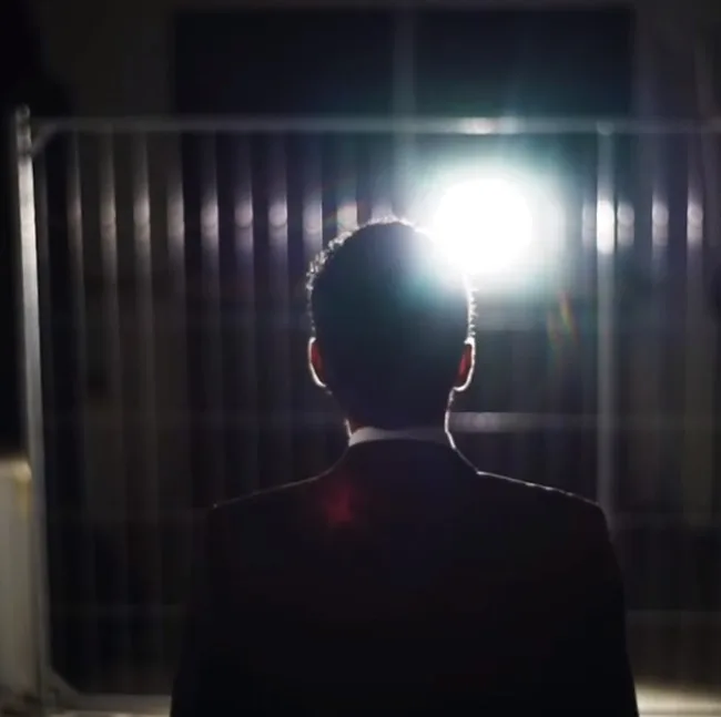 Journaalkaper Tarik Z. laat na 6 jaar weer van zich horen: 'Jullie worden nog steeds voor de gek gehouden'