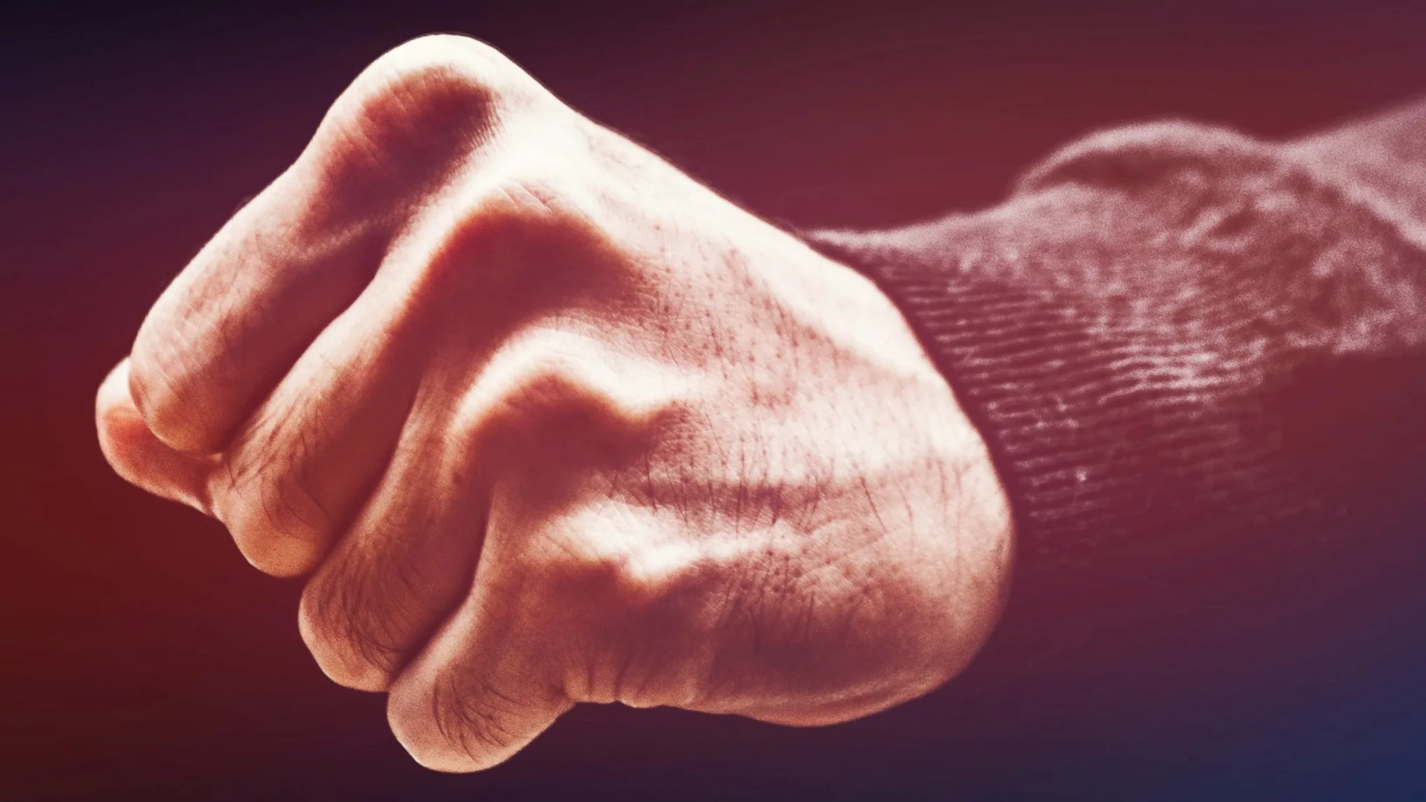 Man (30) slaat agent vol in het gezicht in uitgaansgebied Almelo