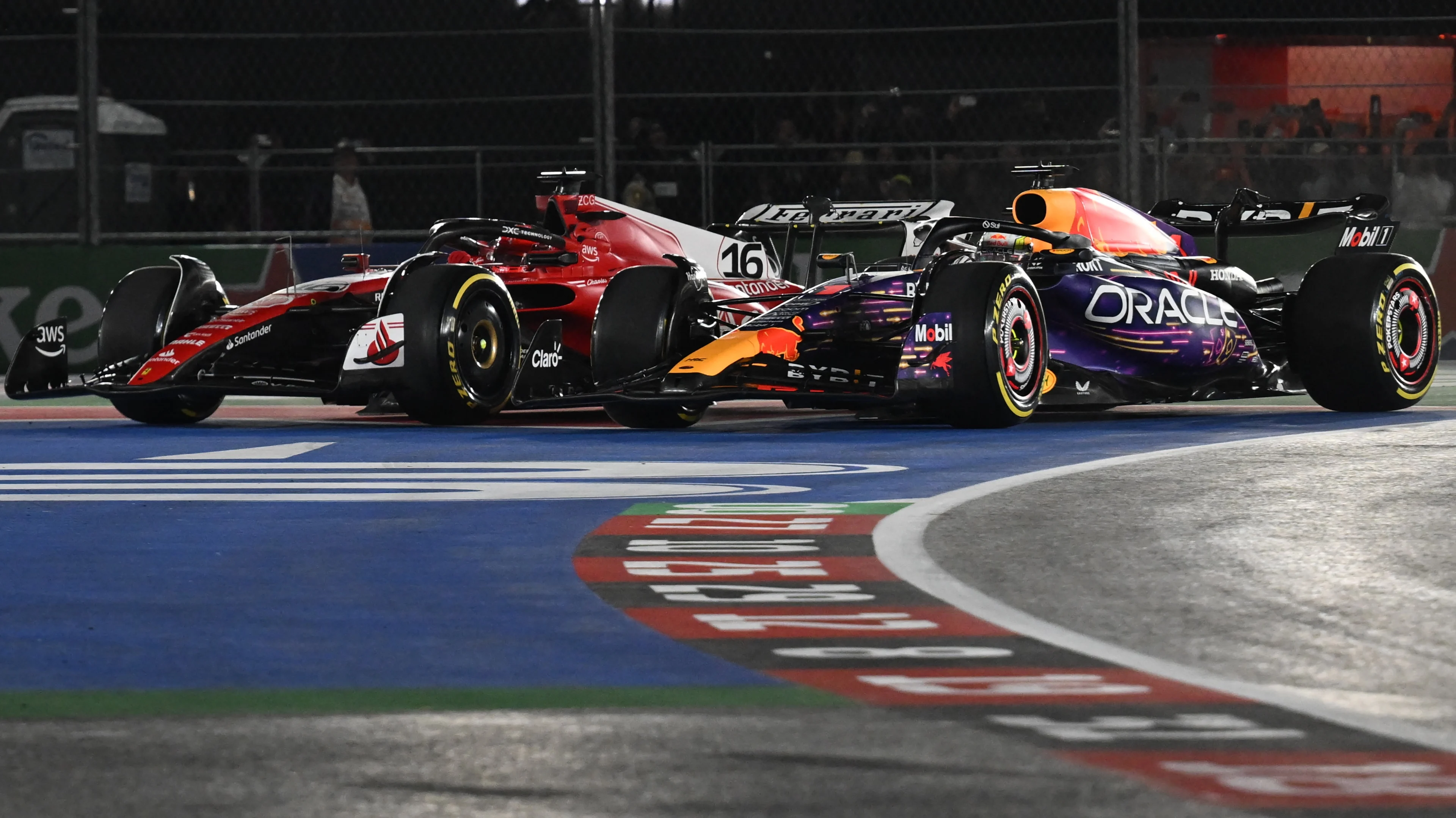 Straatvechter Verstappen wint ook in Las Vegas en pakt achttiende zege seizoen