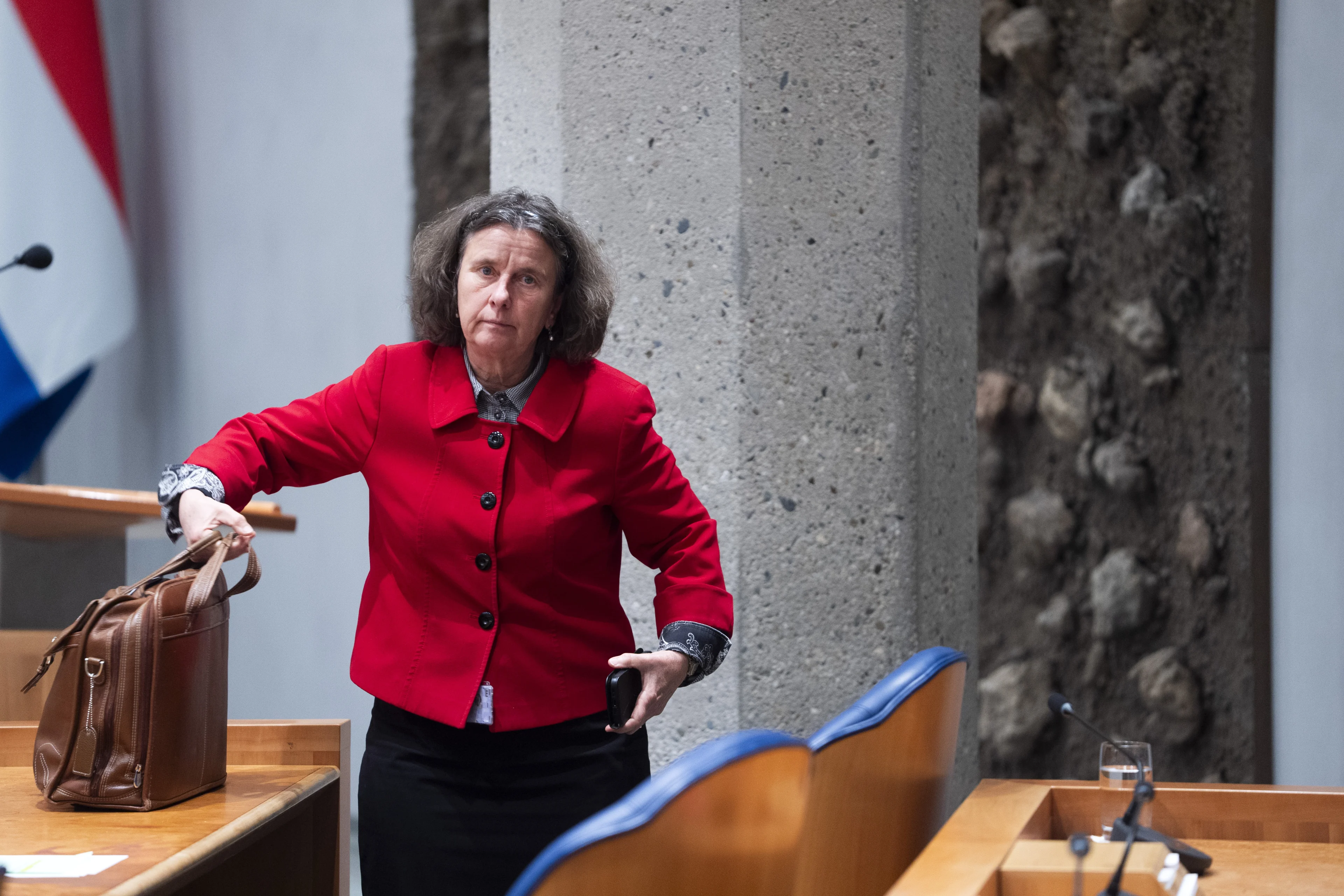 Ambtenaren eren asielvrijwilligers na Fabers weigering lintjes