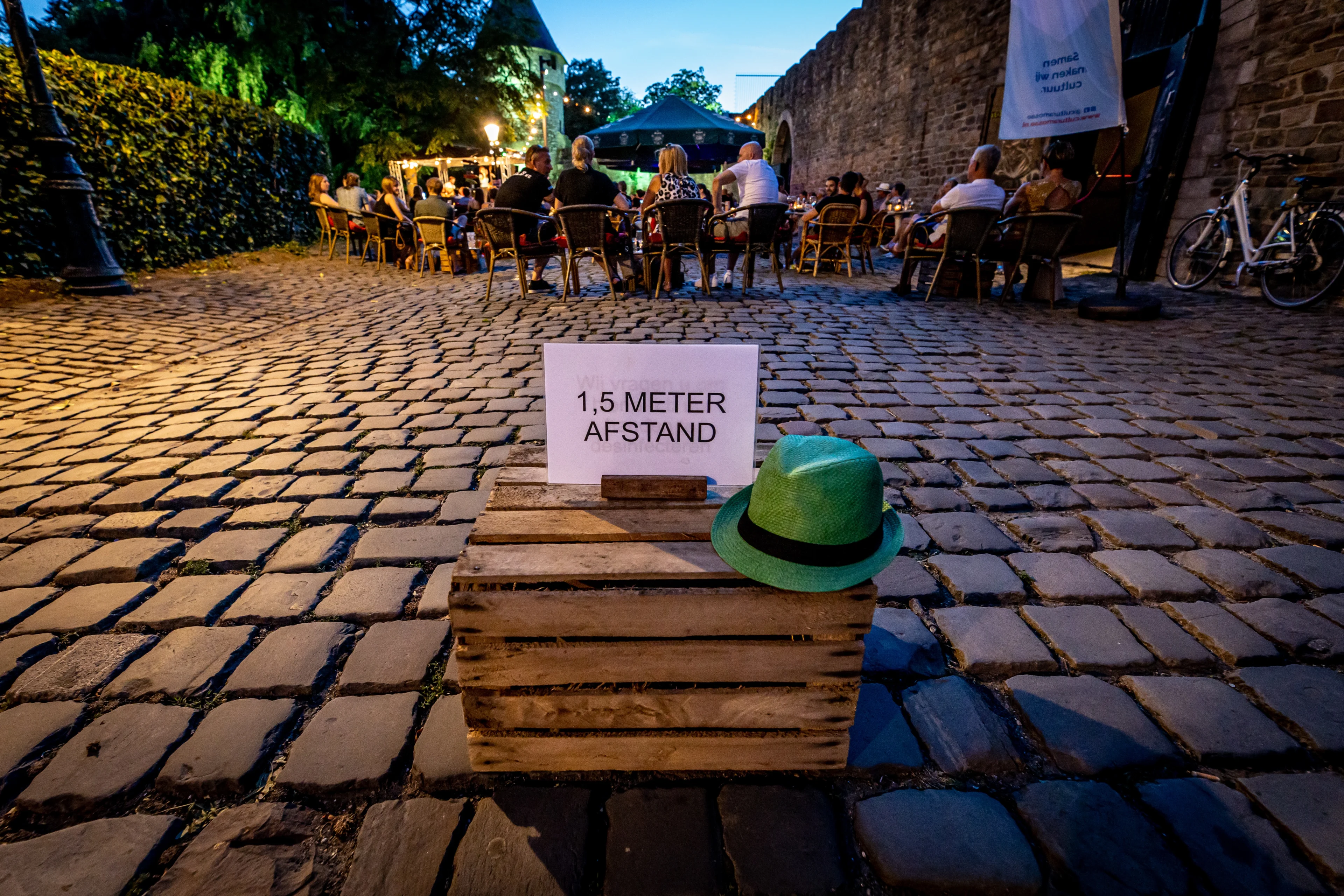 Meerderheid Nederlanders is voor boete voor negeren thuisquarantaine