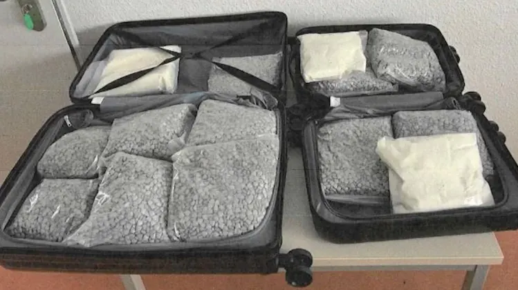 Nederlander met 30 kilo xtc en ketamine gepakt in trein vlak over Duitse grens