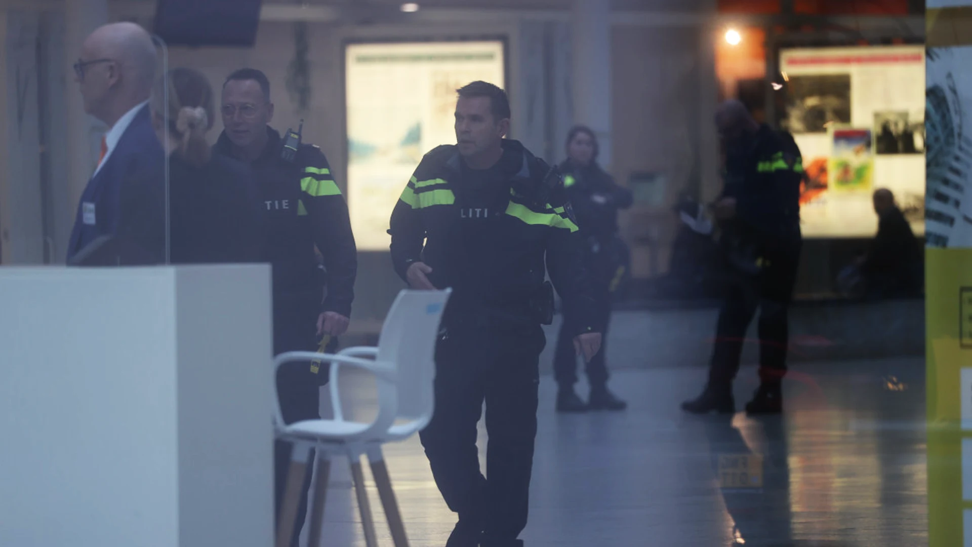 Man opgepakt na dreiging die leidde tot zware beveiliging Haags stadhuis