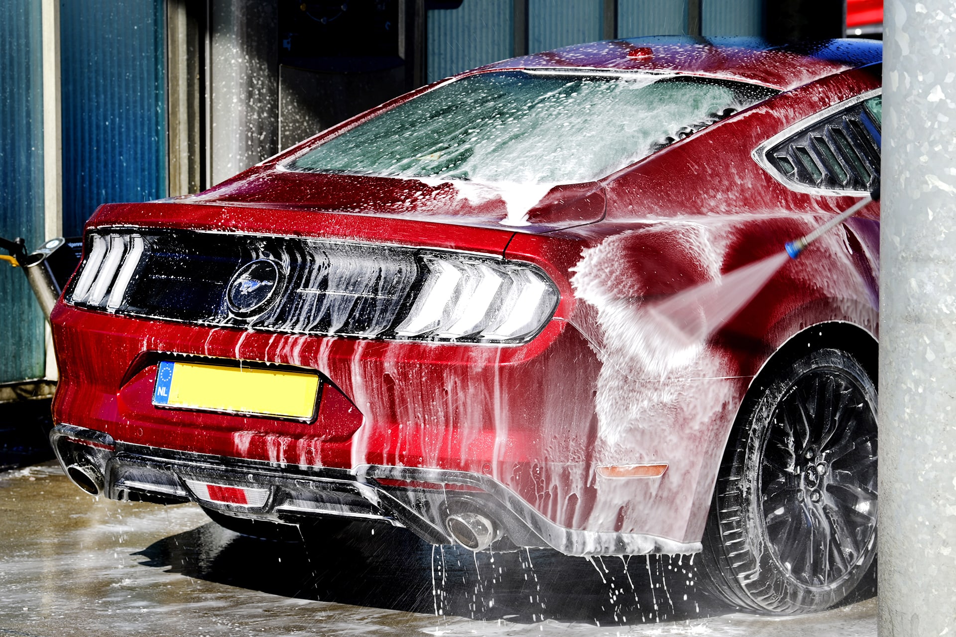 Saharazand zorgt voor topdrukte bij wasstraten in heel Nederland