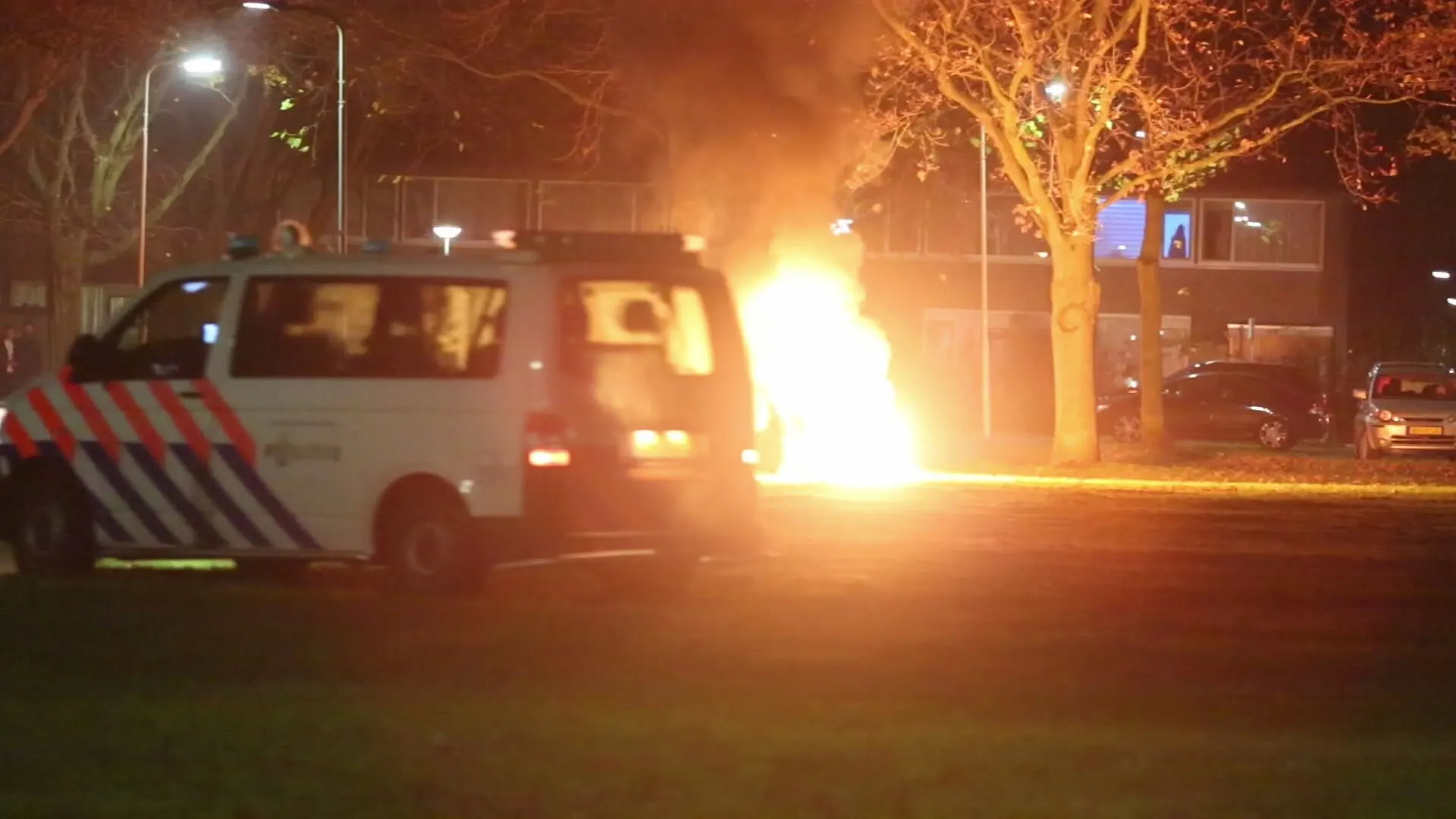 Politie staat op scherp na vuurwerkgeweld in Roosendaal: 'Ben naar buiten gevlucht en heb 112 gebeld'