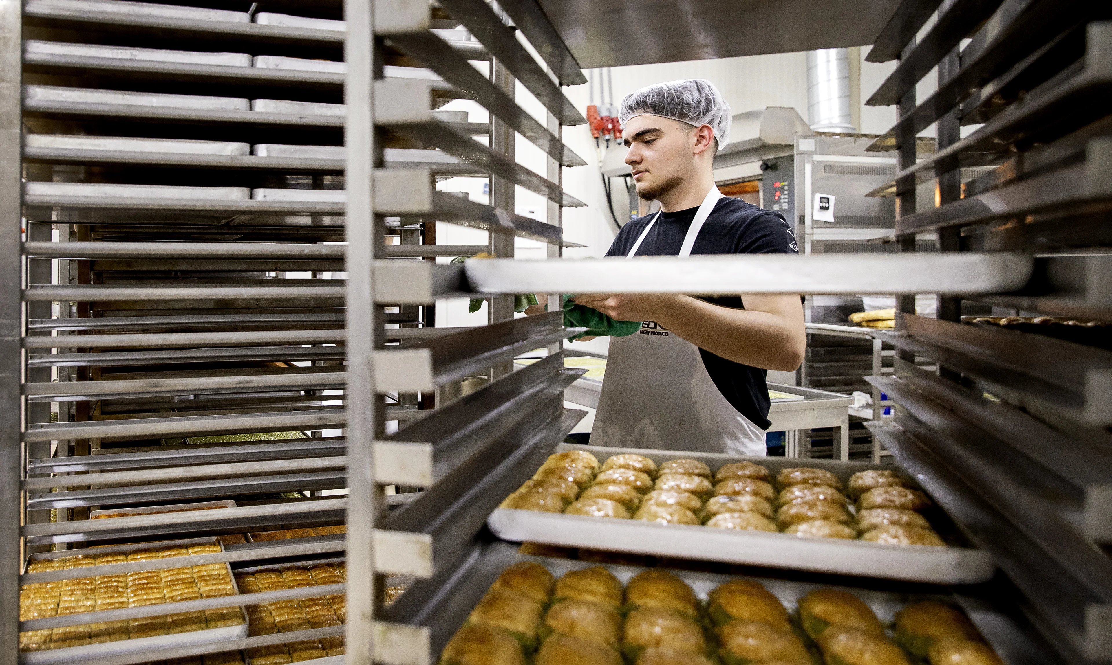 Nieuwe bakkers zijn broodnodig, maar niemand solliciteert op vacature bij Sytse