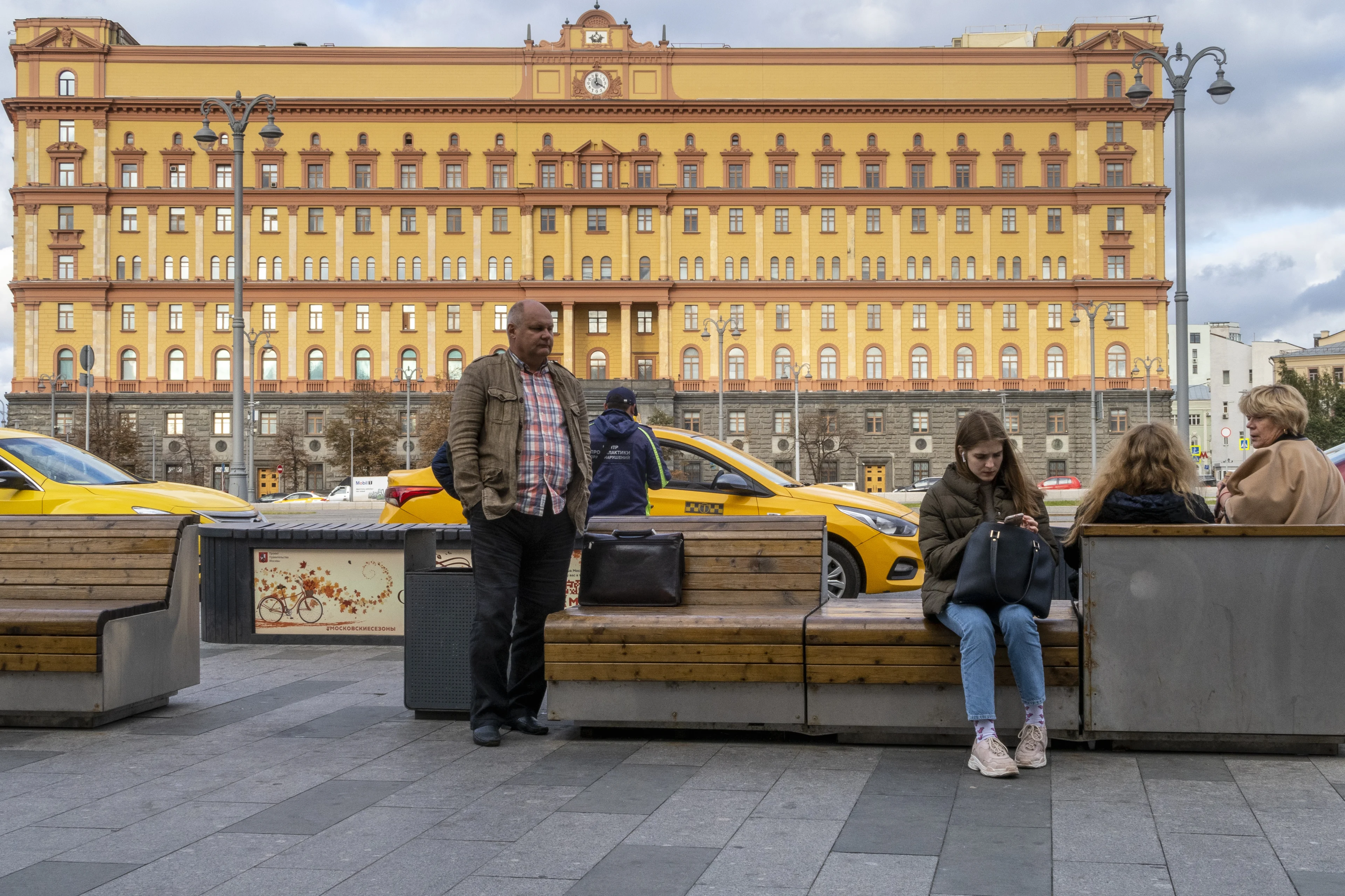 'Russen in Nederland krijgen intimiderende telefoontjes van Russische overheid'