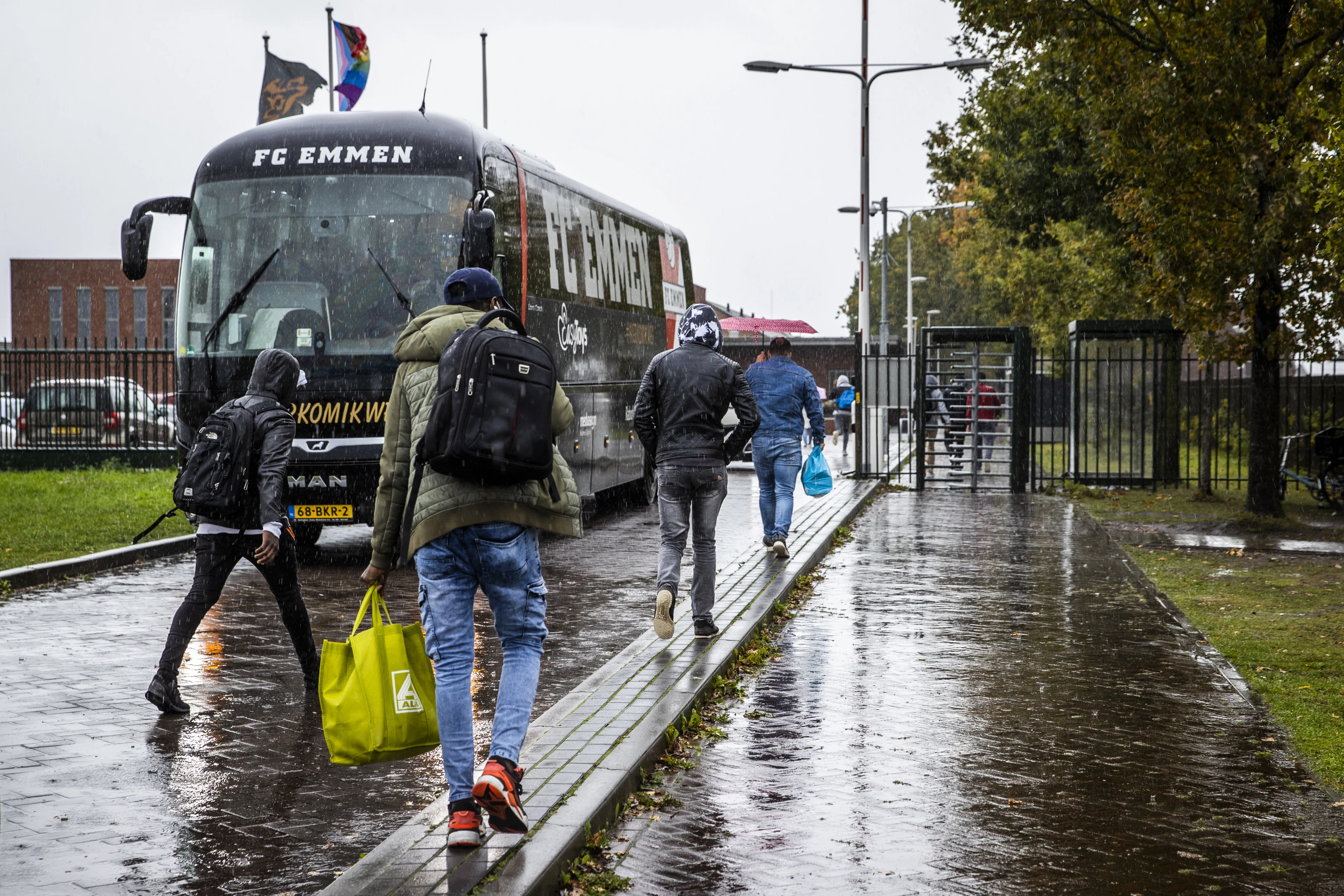 'Explosieve stijging van asielzoekers die documenten vervalsen'