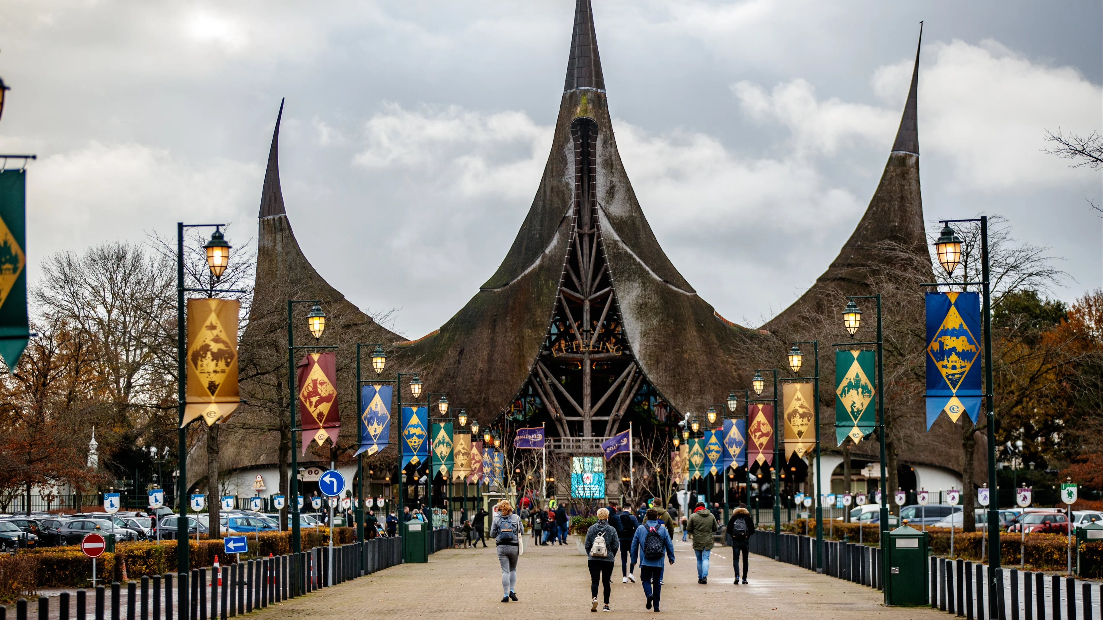 Asielkinderen afgelaste Eftelingtrip krijgen golf aan steun: ruim 200.000 euro opgehaald