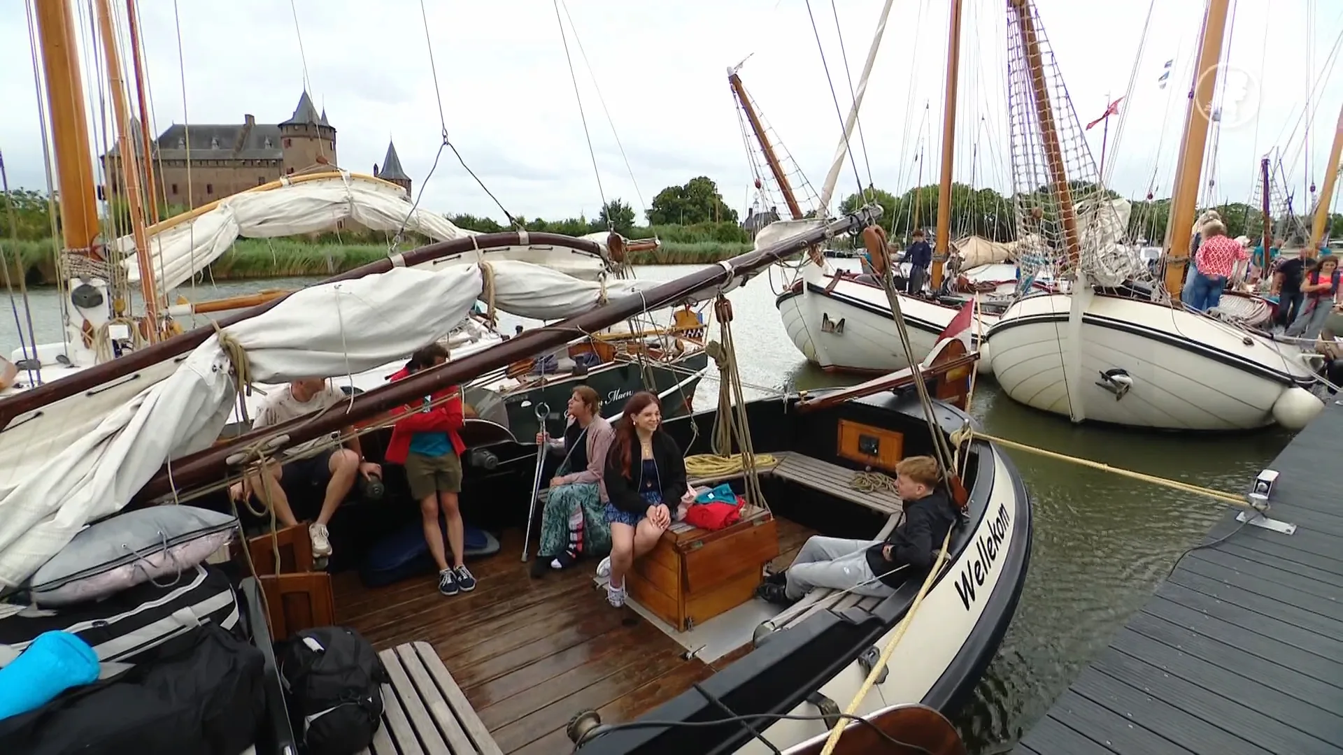 Jongeren met kanker gaan op zeiltocht om zorgen te vergeten
