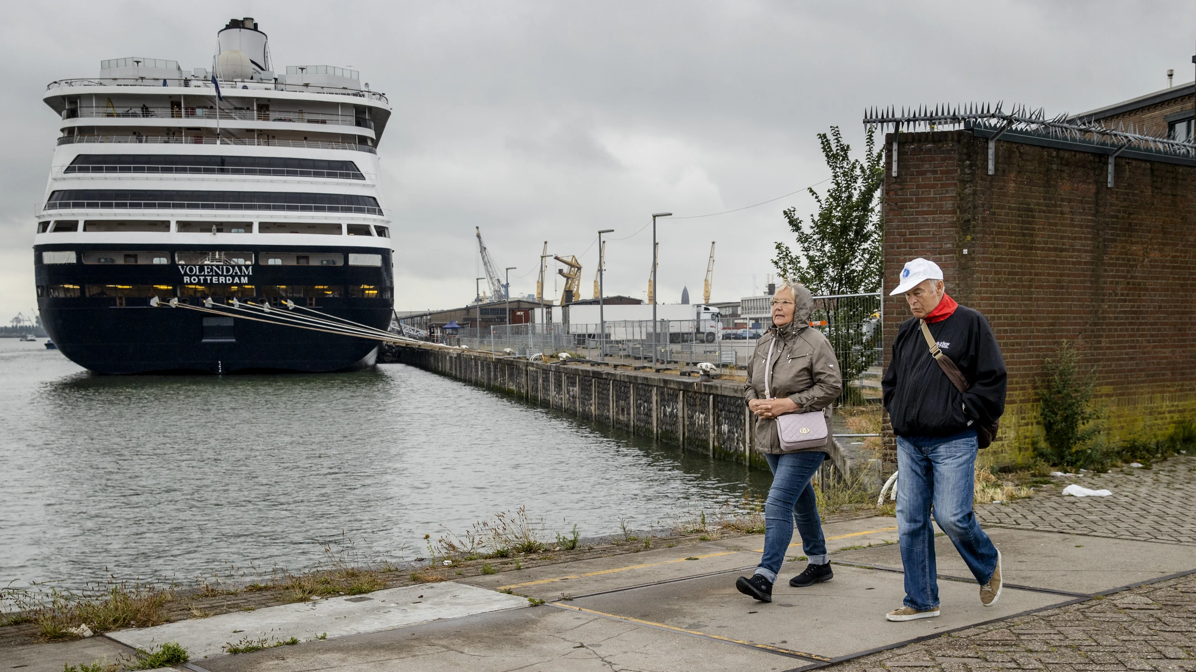 Streep door opvang Oekraïense vluchtelingen in Zaanstad: cruiseschip stoot te veel stikstof uit