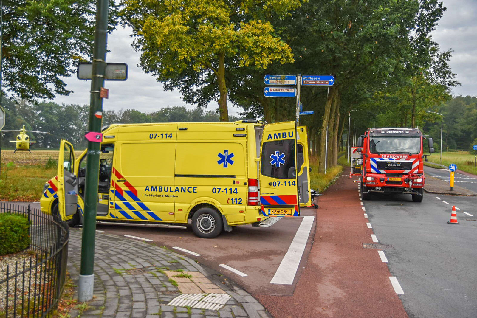 Fietser overleden na botsing met bestelbusje in Oosterbeek