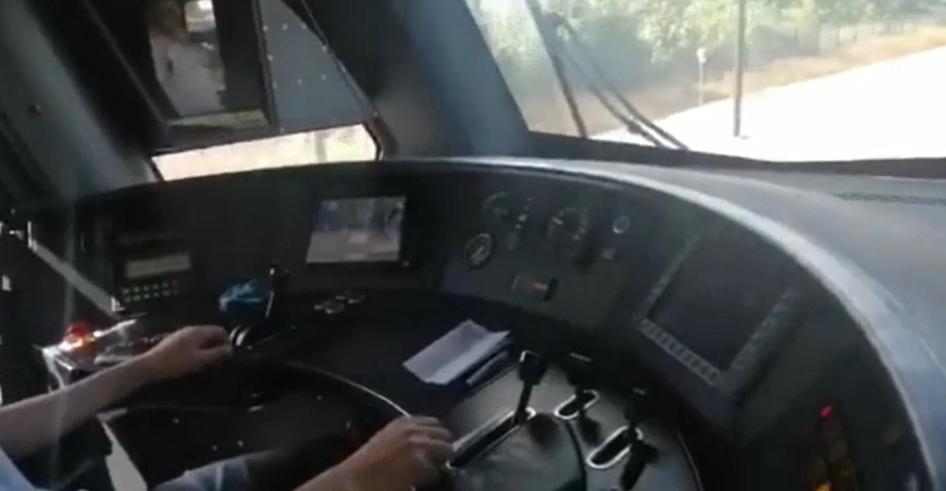 Onderzoek naar machinist die 15-jarige jongen trein liet besturen