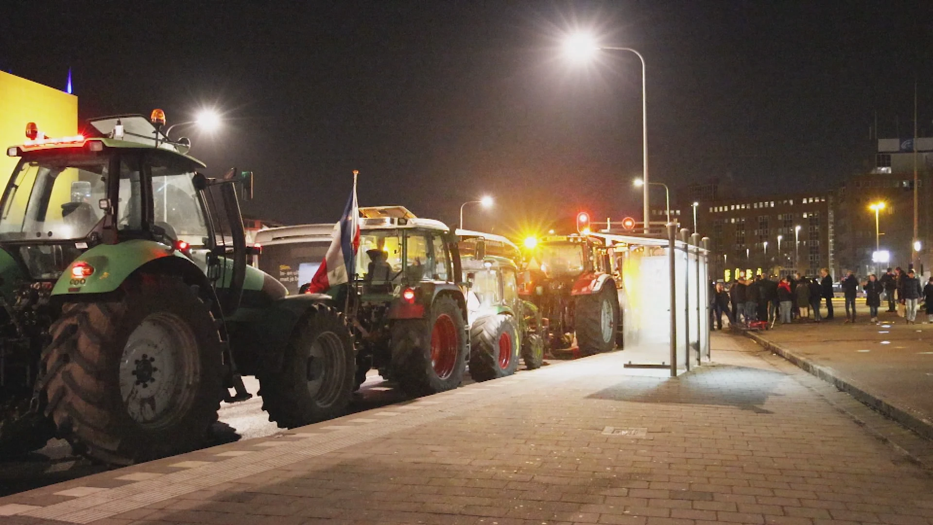 Boeren voeren actie op meerdere plekken in het land
