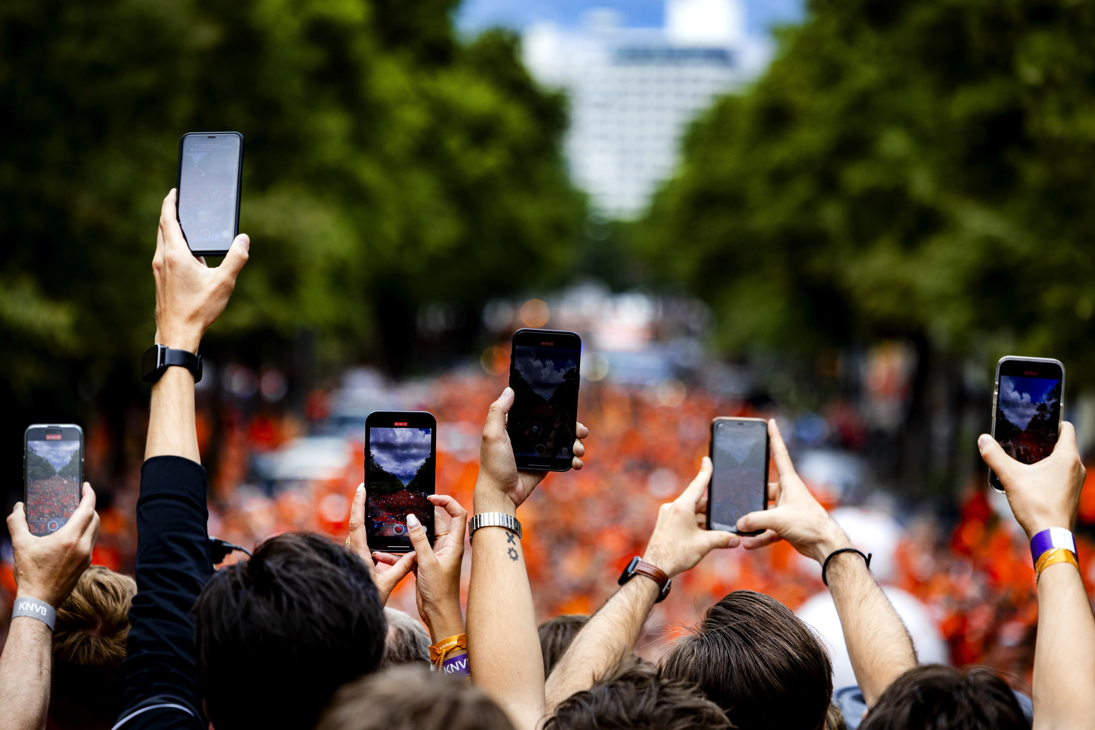 KPN en Odido zien megadrukte op mobiel netwerk rondom verloren halve finale