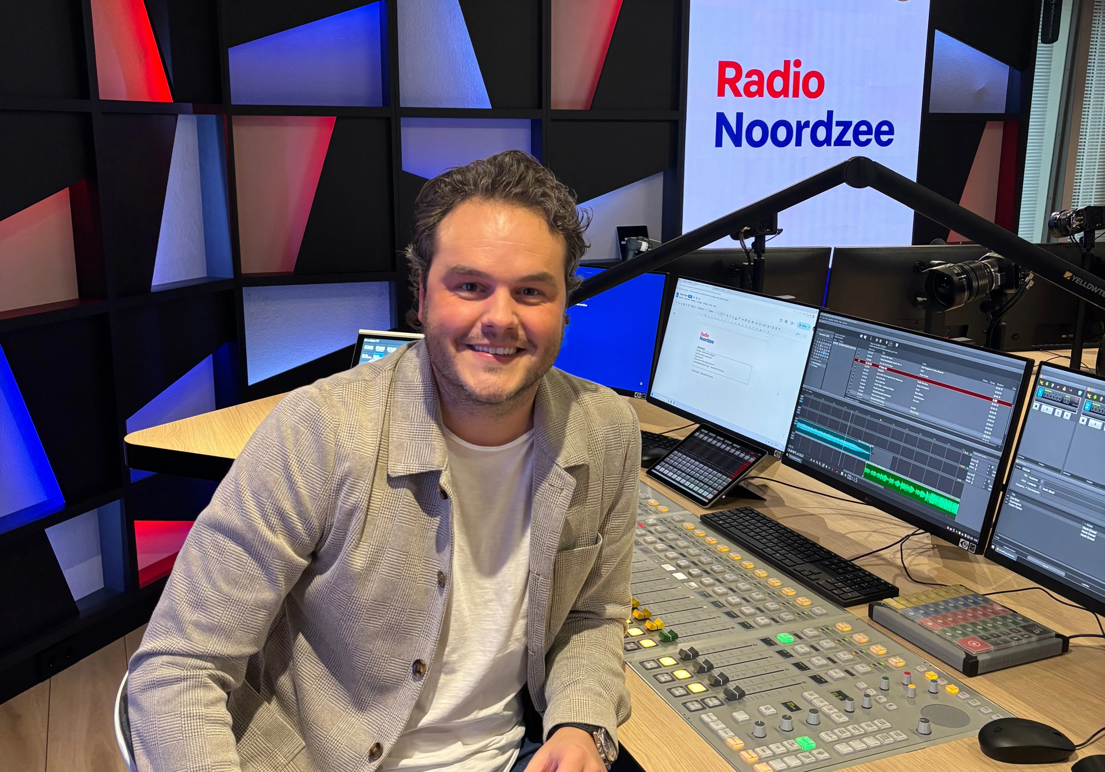 Henk Dissel presenteert deze week 'De Radio Noordzee Lunch met...'